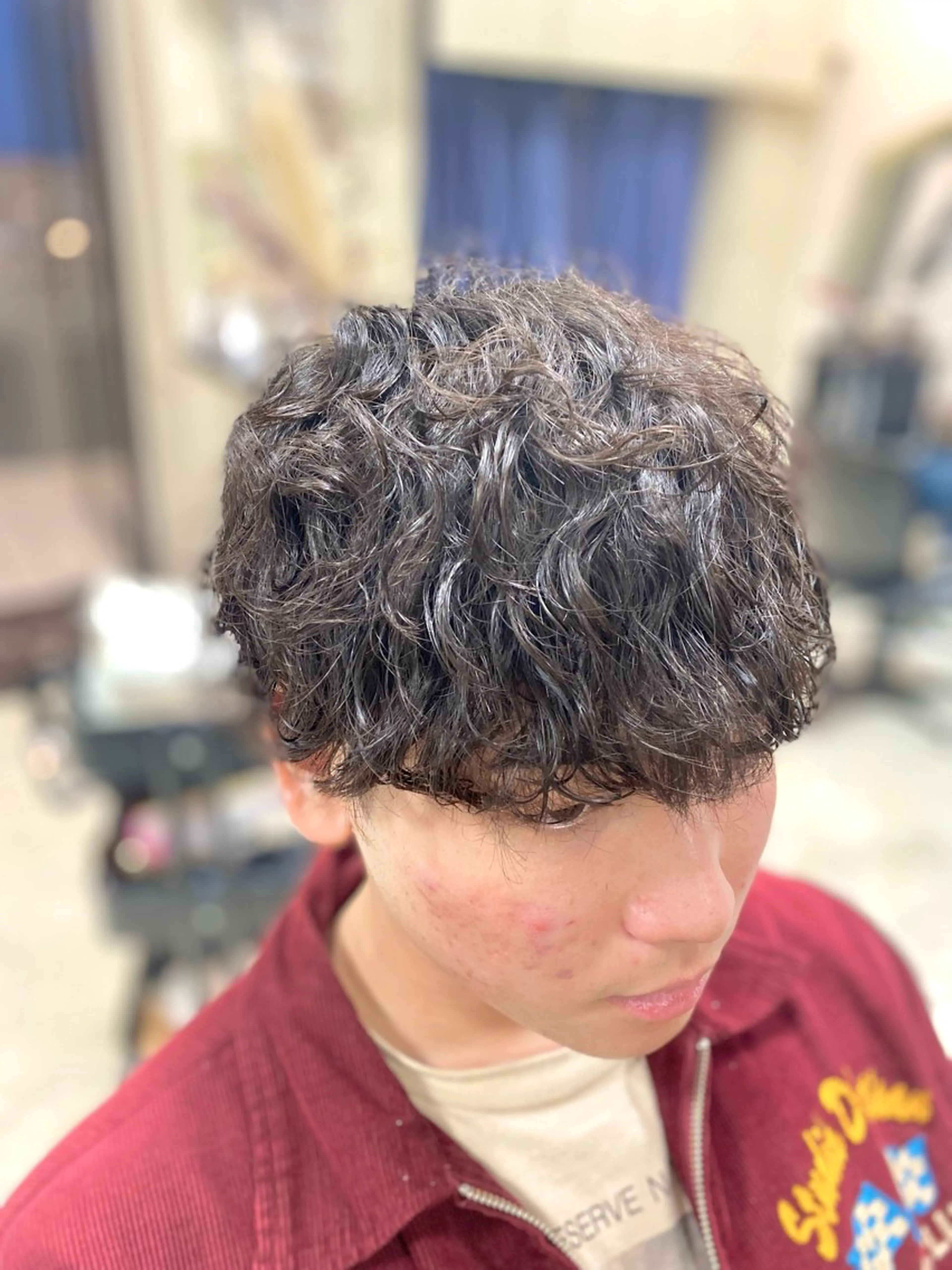 セミロング パーマ カット パーマ 白髪ボカシカラー /骨格に合わせカットのヘアスタイル