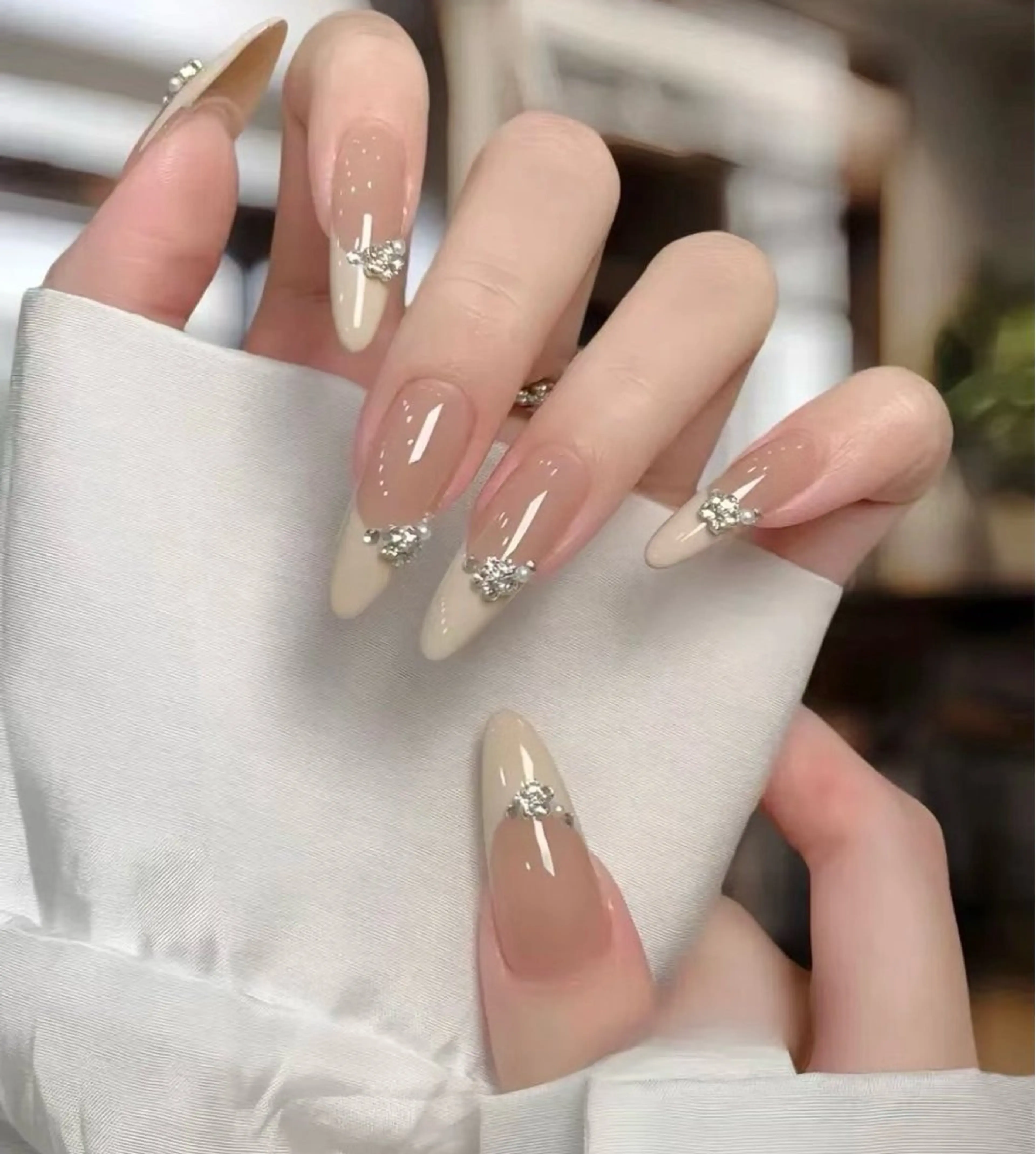 ネイル ハンドネイル ハンドケア The Nail & Eye Lashの眉毛・アイブロウイメージ