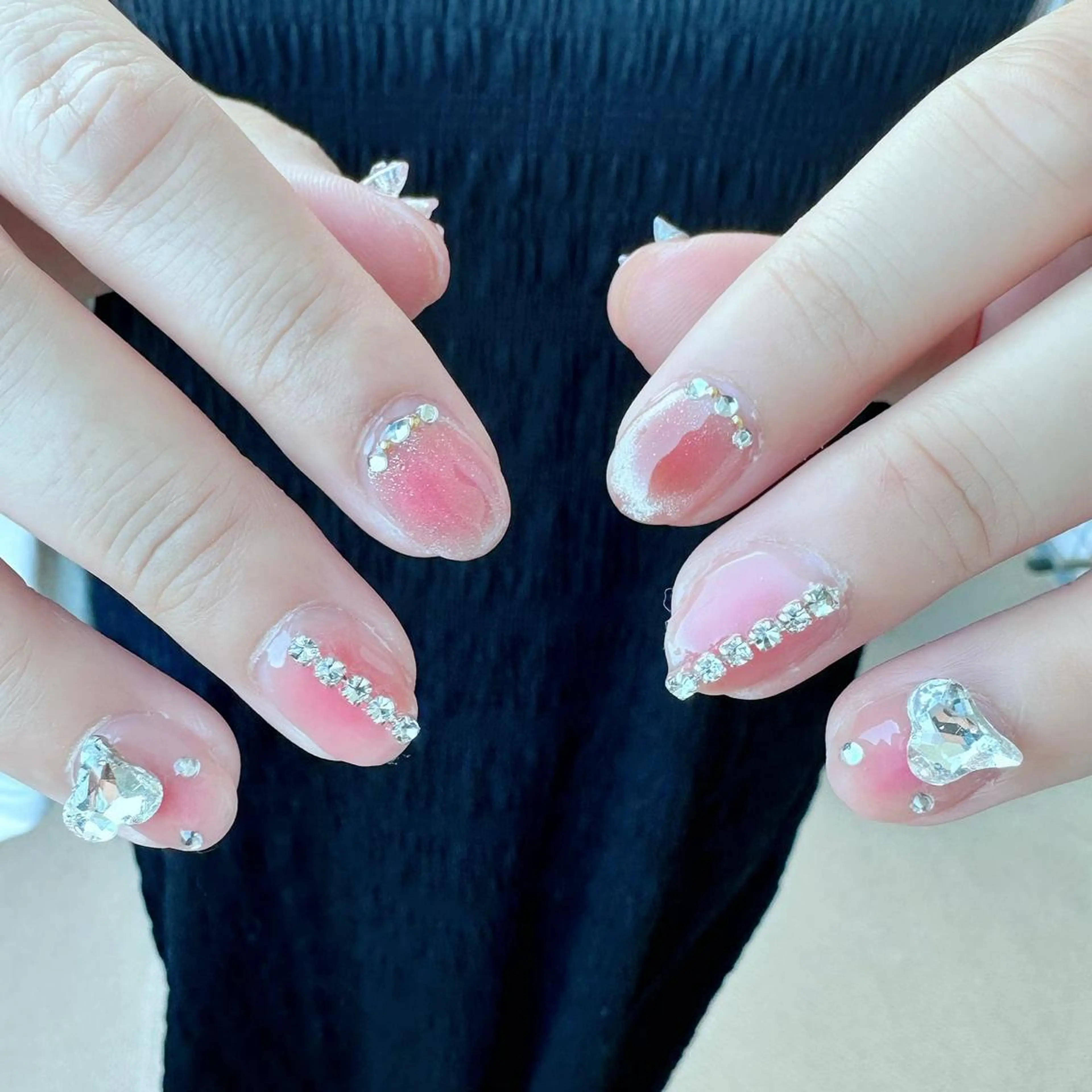 ネイル 新山 聖のネイルデザイン