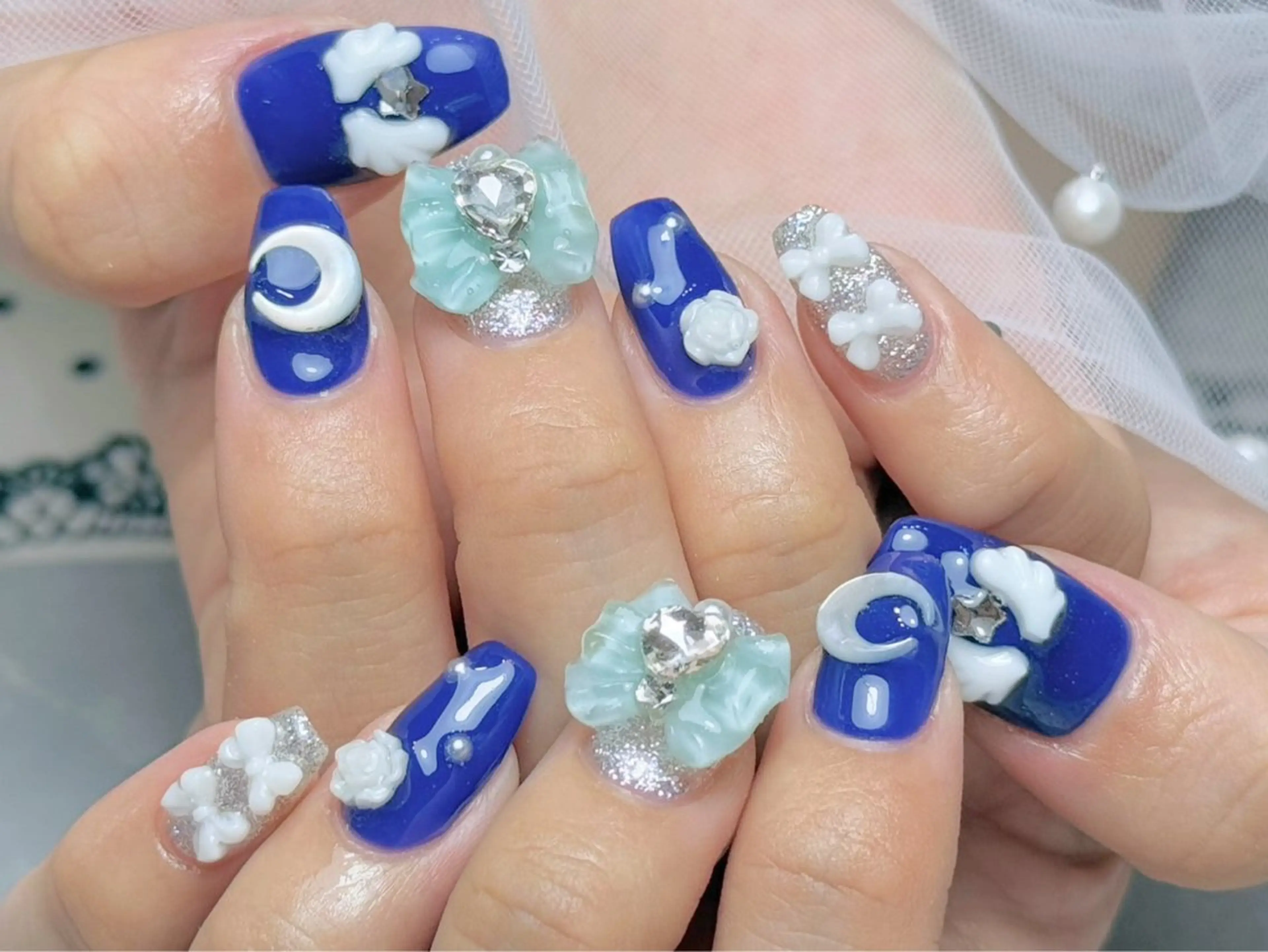 ネイル マジックミラー所属・マジック ミラーのネイルデザイン