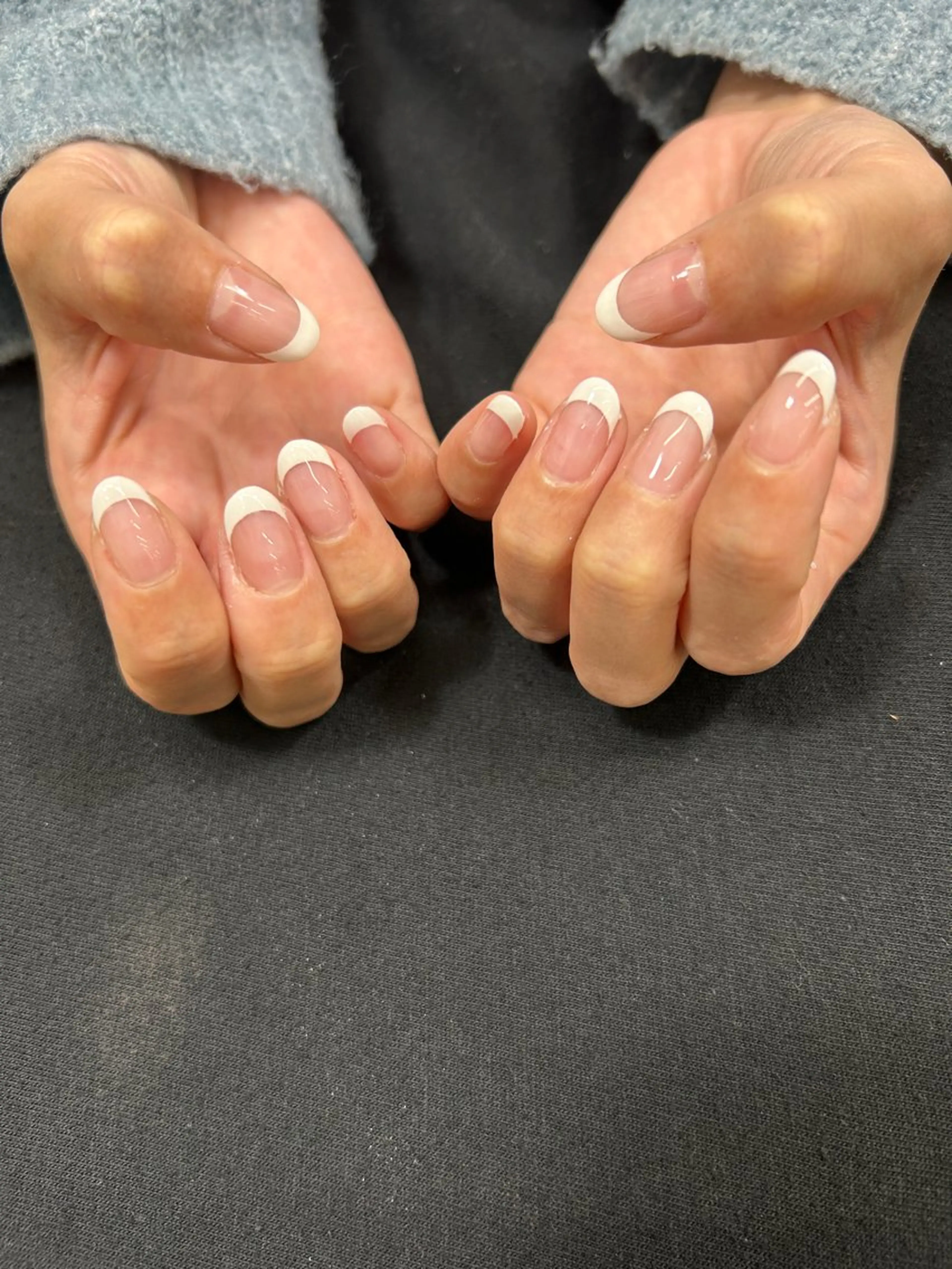 オフあり🌟白フレンチネイル 💅  ベースカラーはクリア、白フレンチのみ・変形フレンチ不可・ストーン、ラメライン不可の写真