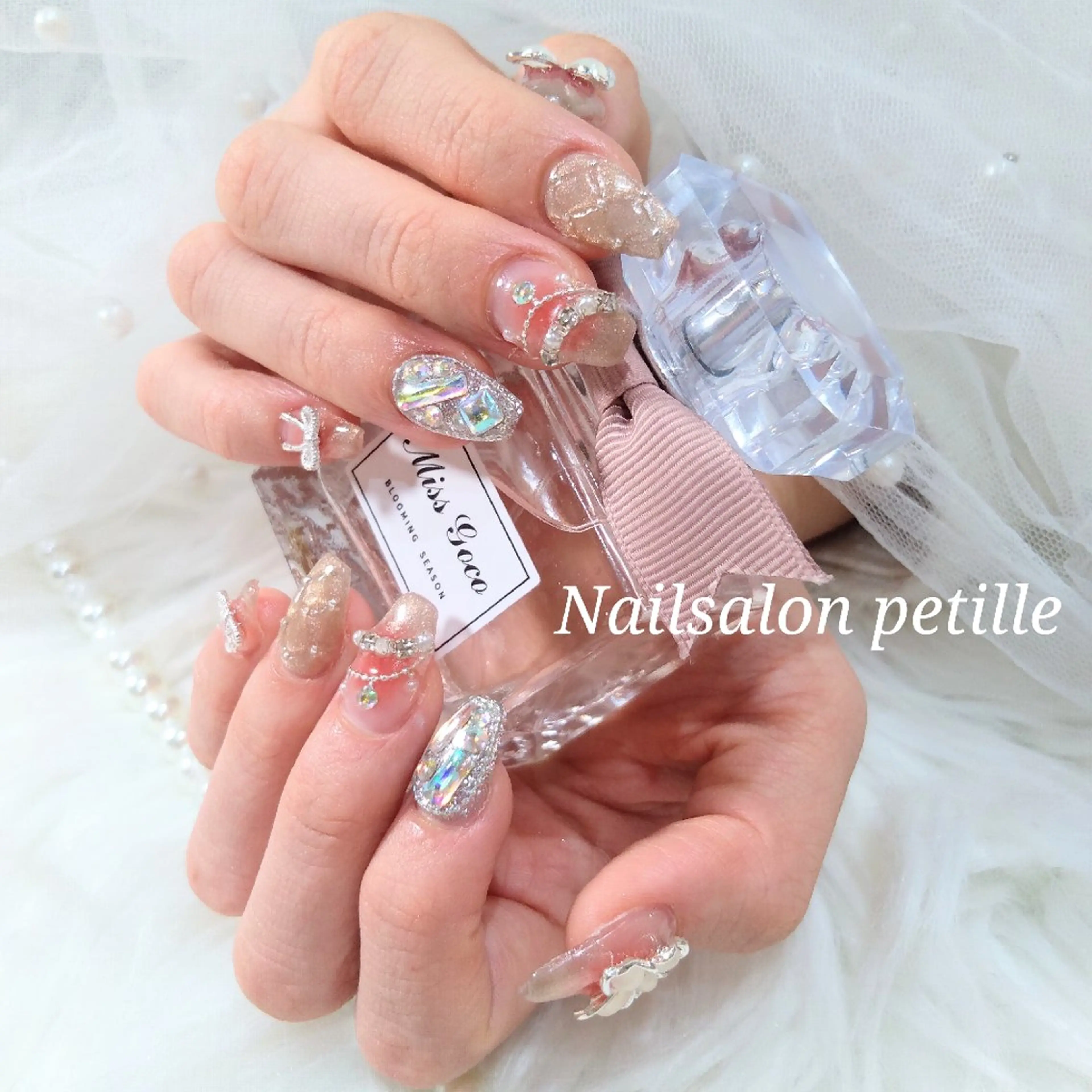 ネイル 持ち込み ハンドネイル たかなし かなのネイルデザイン