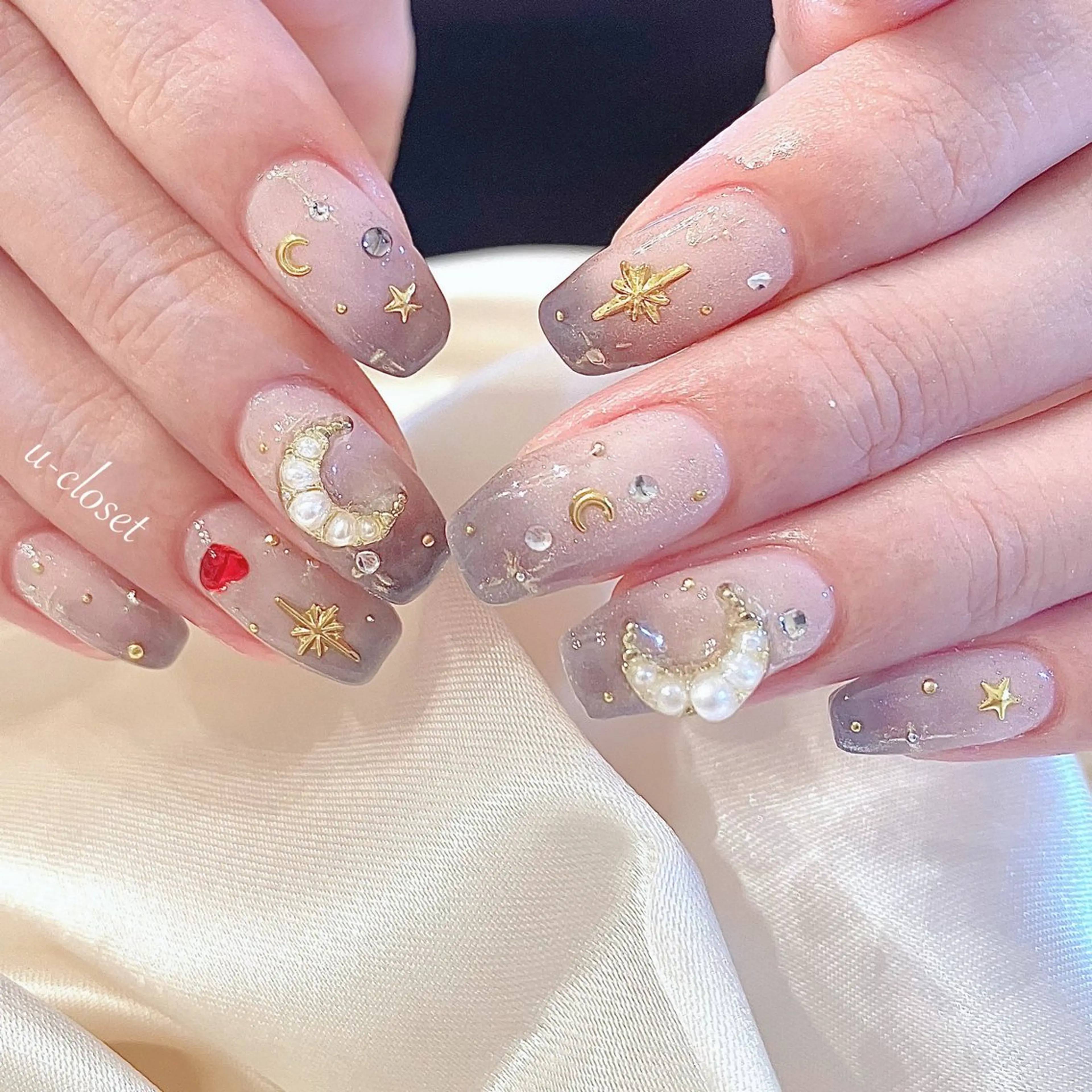 ネイル ハンドネイル u closetのネイルデザイン