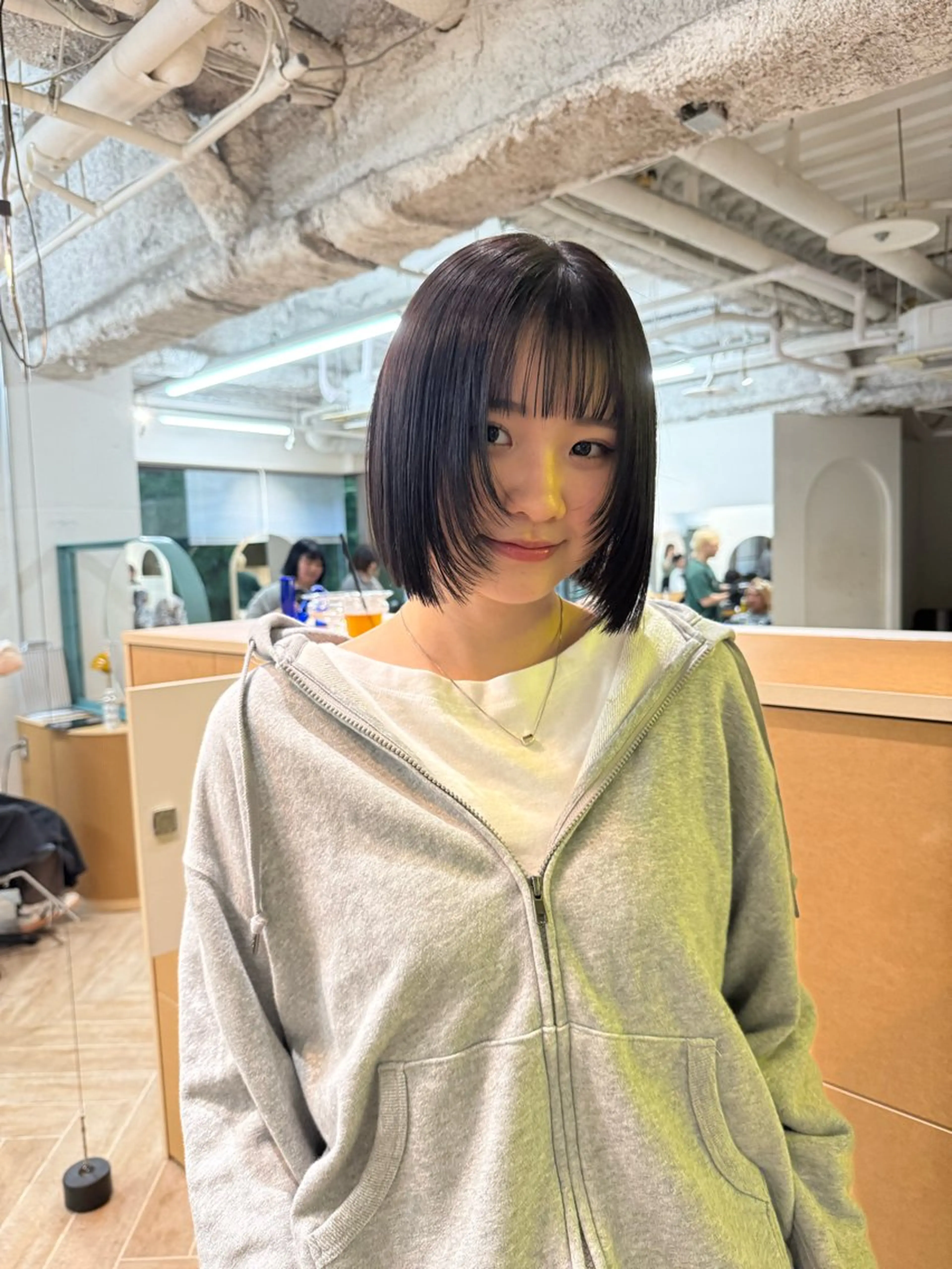 ショート 顔まわりレイヤー 顔周りカット レイヤーカット カット ヘアカラー トリートメント 新潟/万代/レイヤー 韓国風/明間未来のヘアスタイル