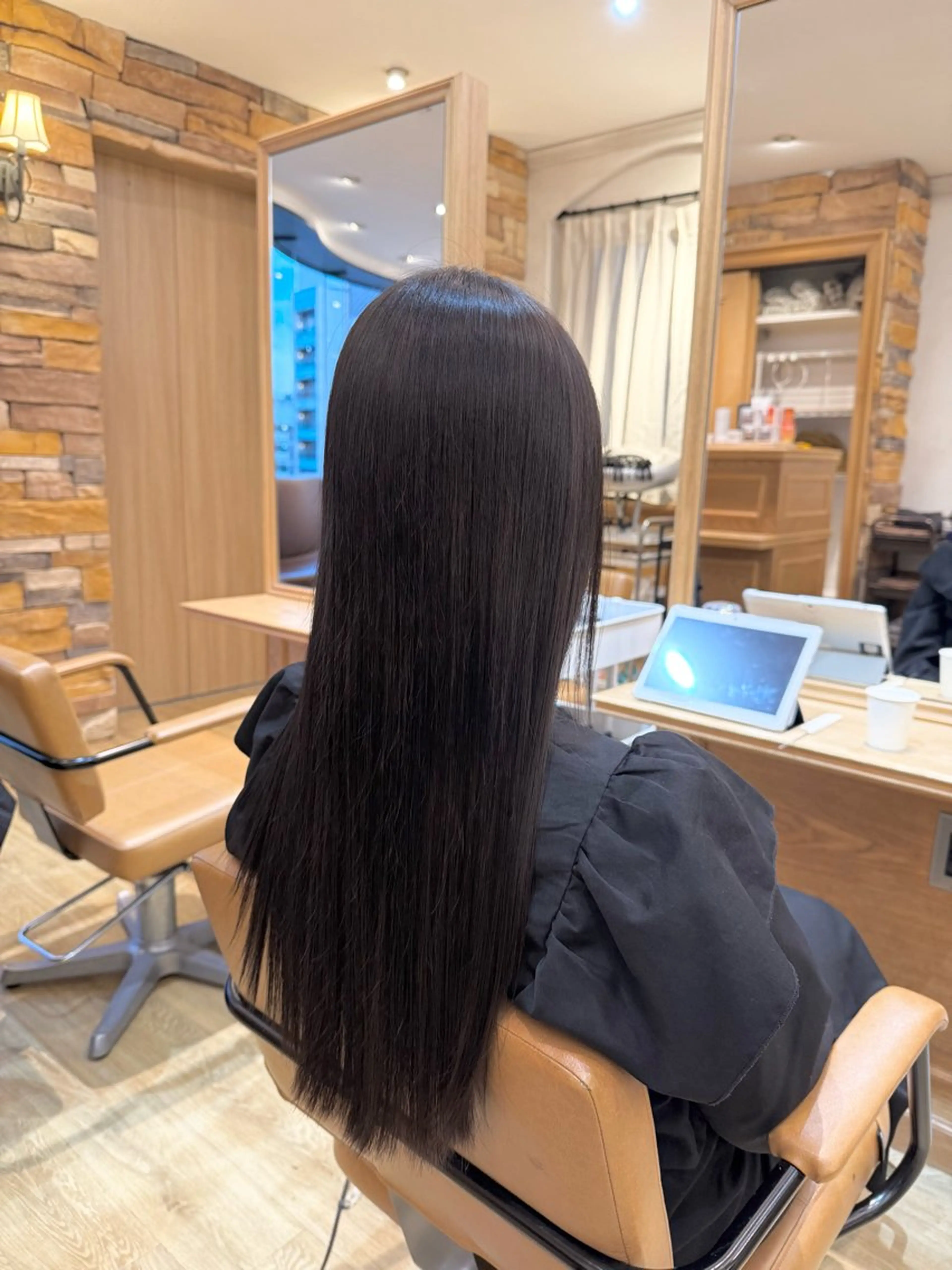 ロング トリートメント ヘアメイク美容師 🦋サカモトレナ🦋のヘアスタイル