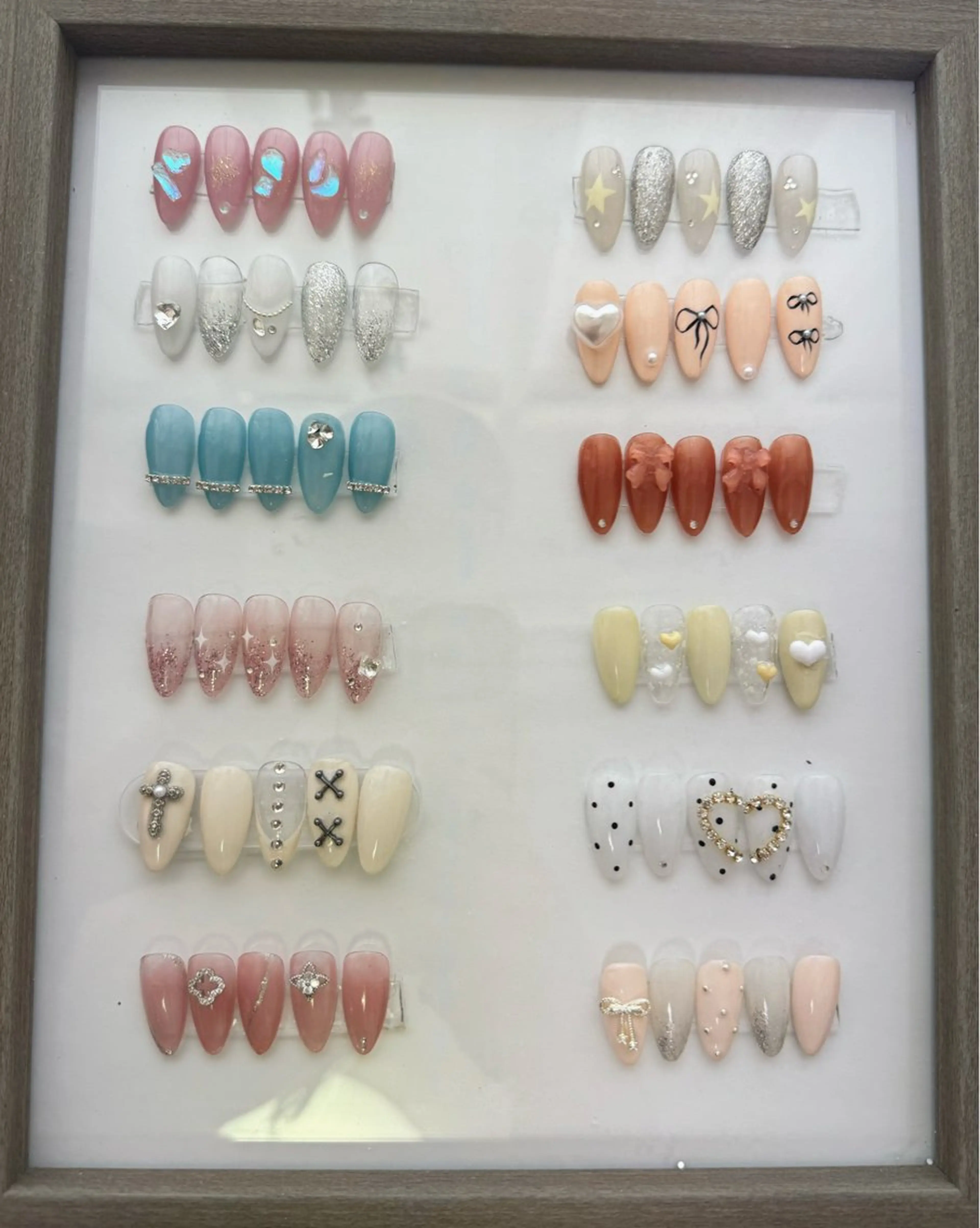 ネイル ハンドネイル 🎀 NaNa_nailのネイルデザイン
