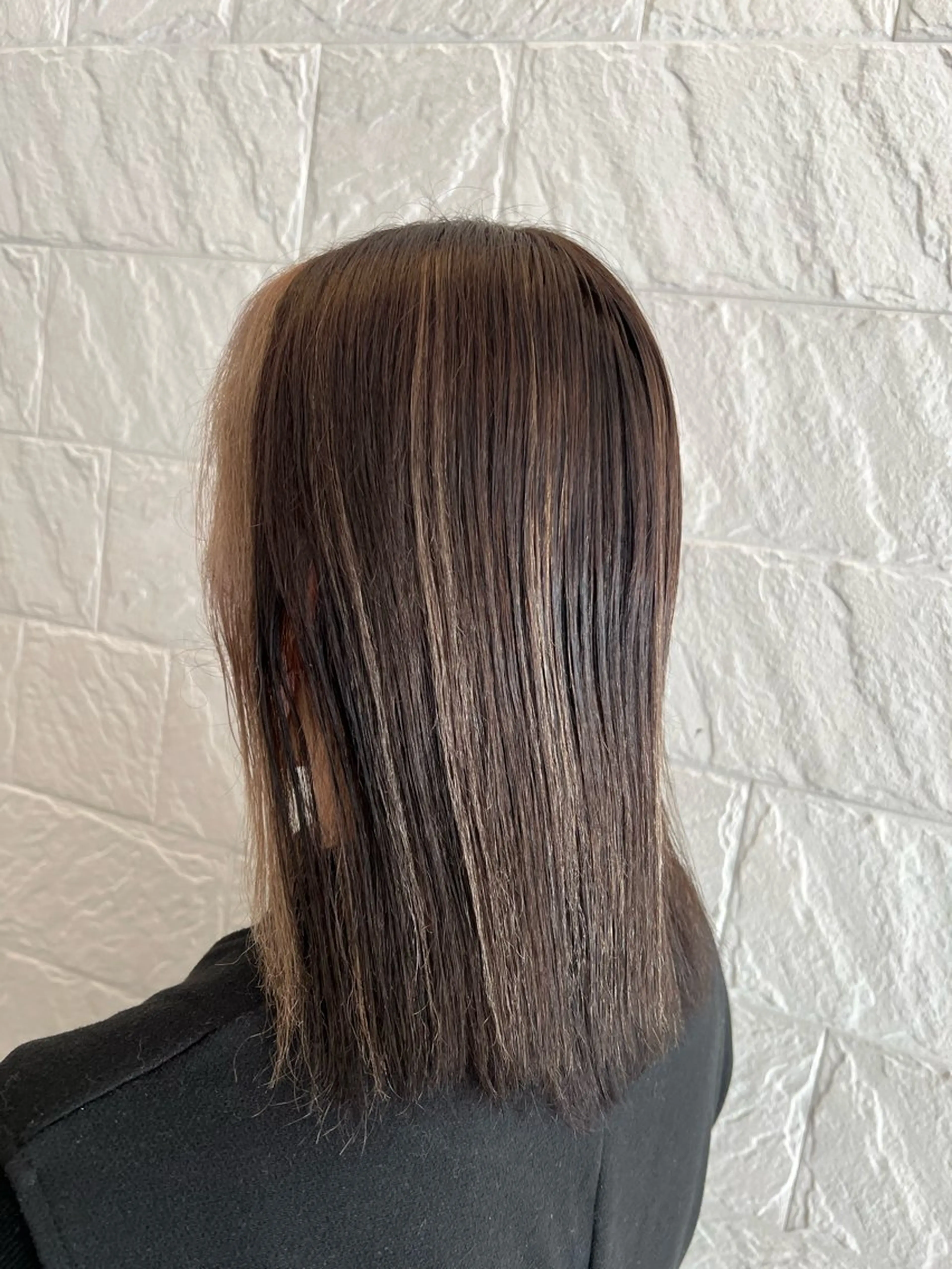 ミディアム カラー ミストバング  フェイスフレーミング ハイライトカラー ハイライト ヘアカラー 有澤 茉唯のマツエク・マツパデザイン