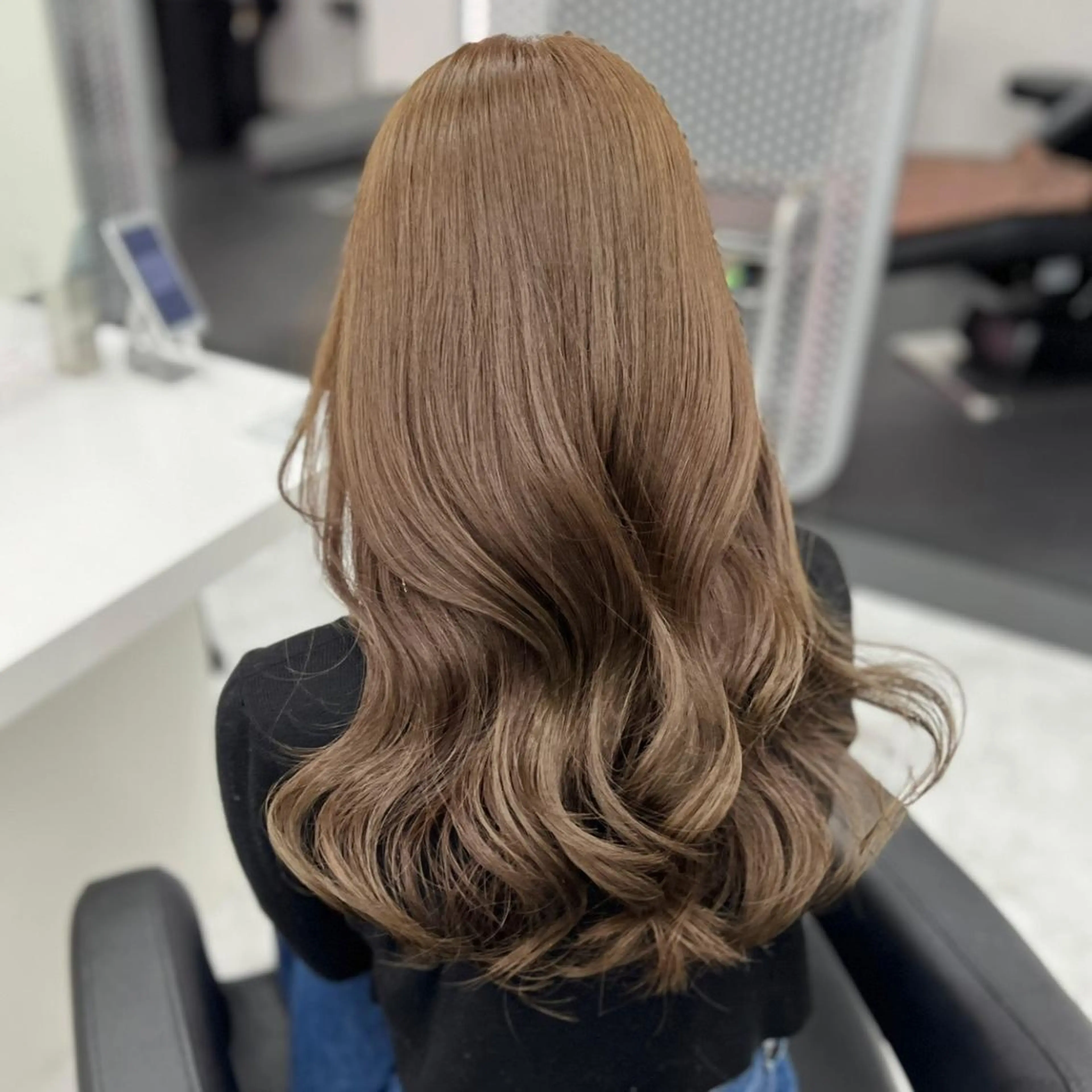 ロング カラー 透明感♡やわらかブラ ウンヘア♡銀座美容室のヘアスタイル