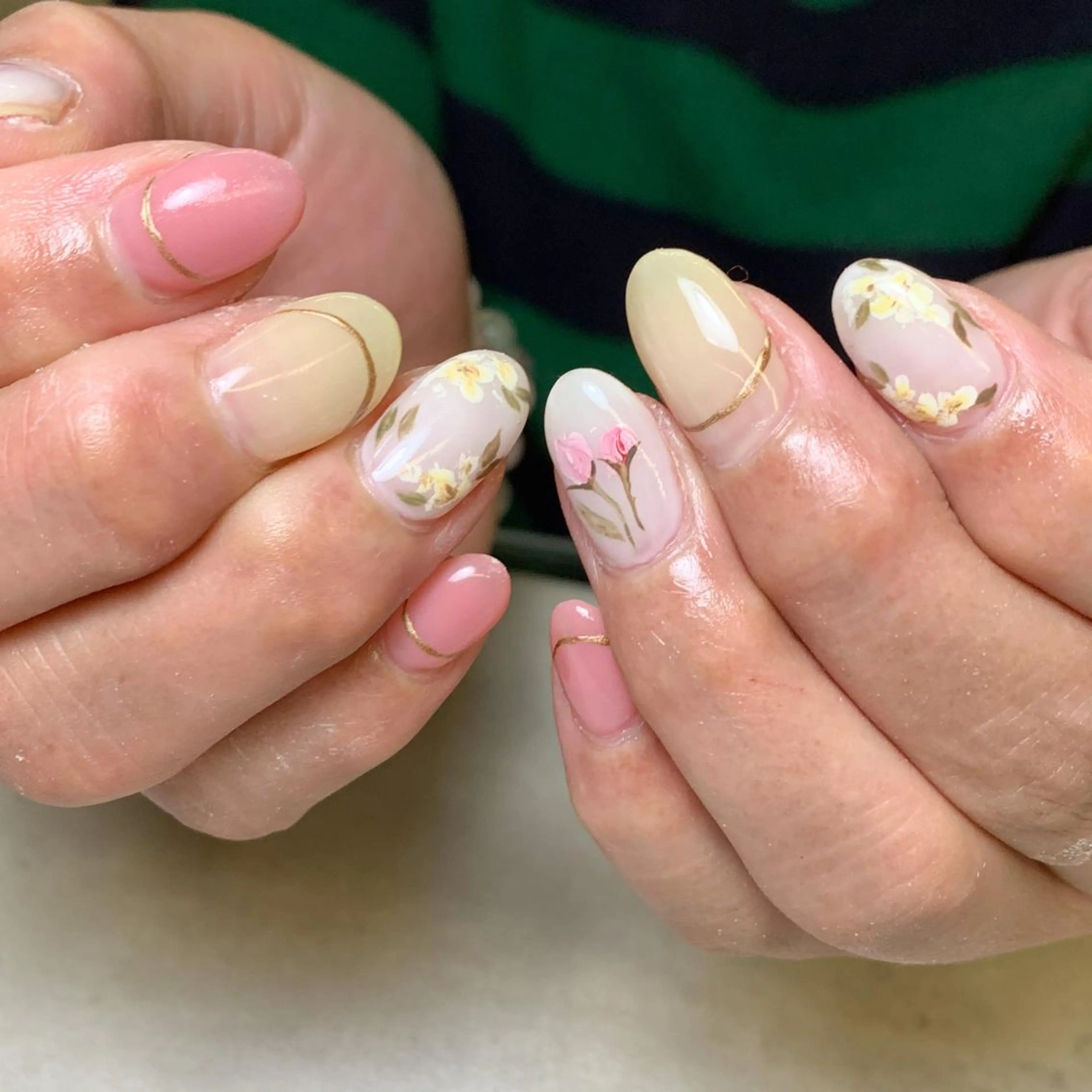 ネイル FIORITURA aiのネイルデザイン