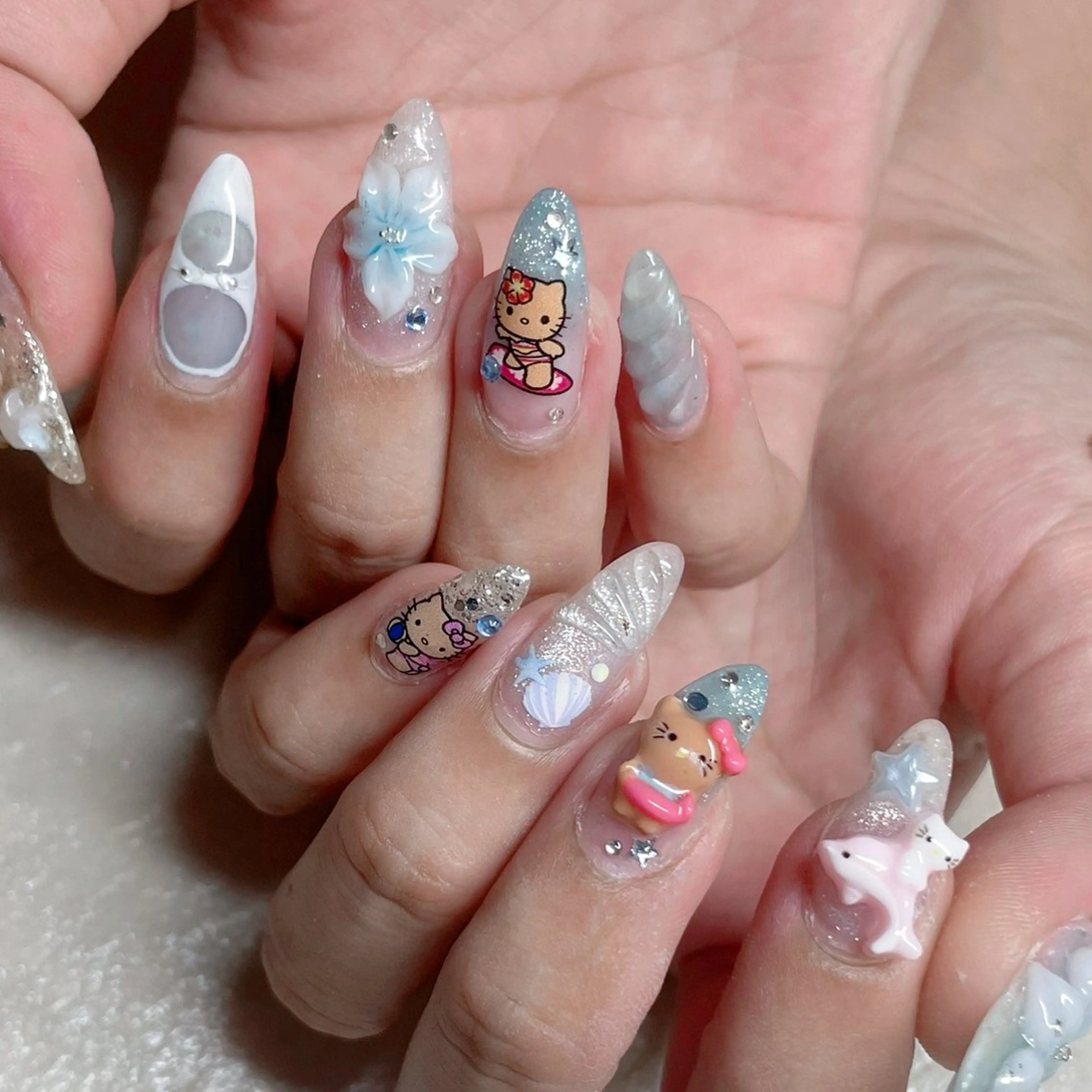 ネイル mimi 高石桃朱のネイルデザイン