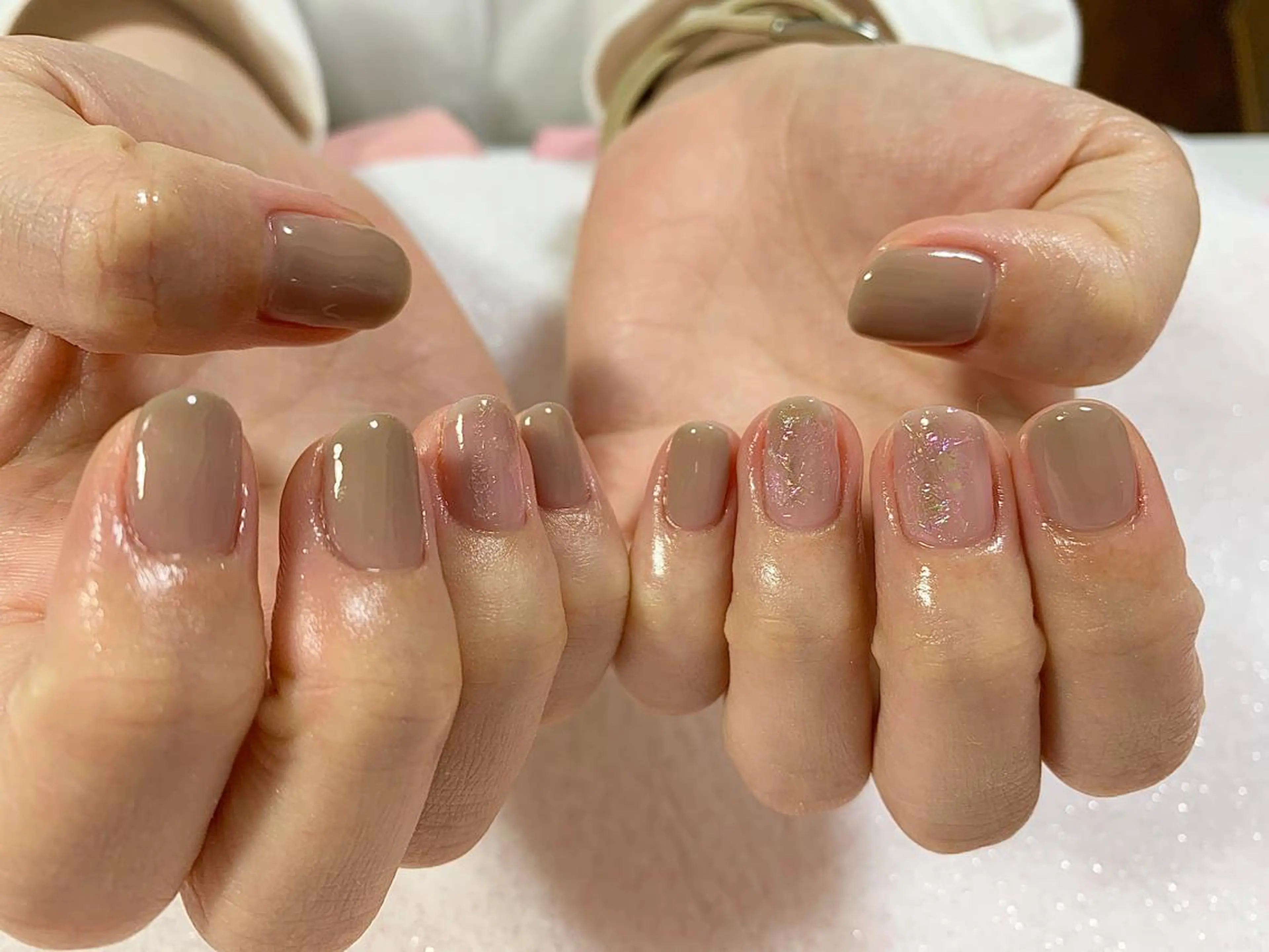 ネイル ワンカラーネイル ハンドネイル 手塚 里奈のネイルデザイン