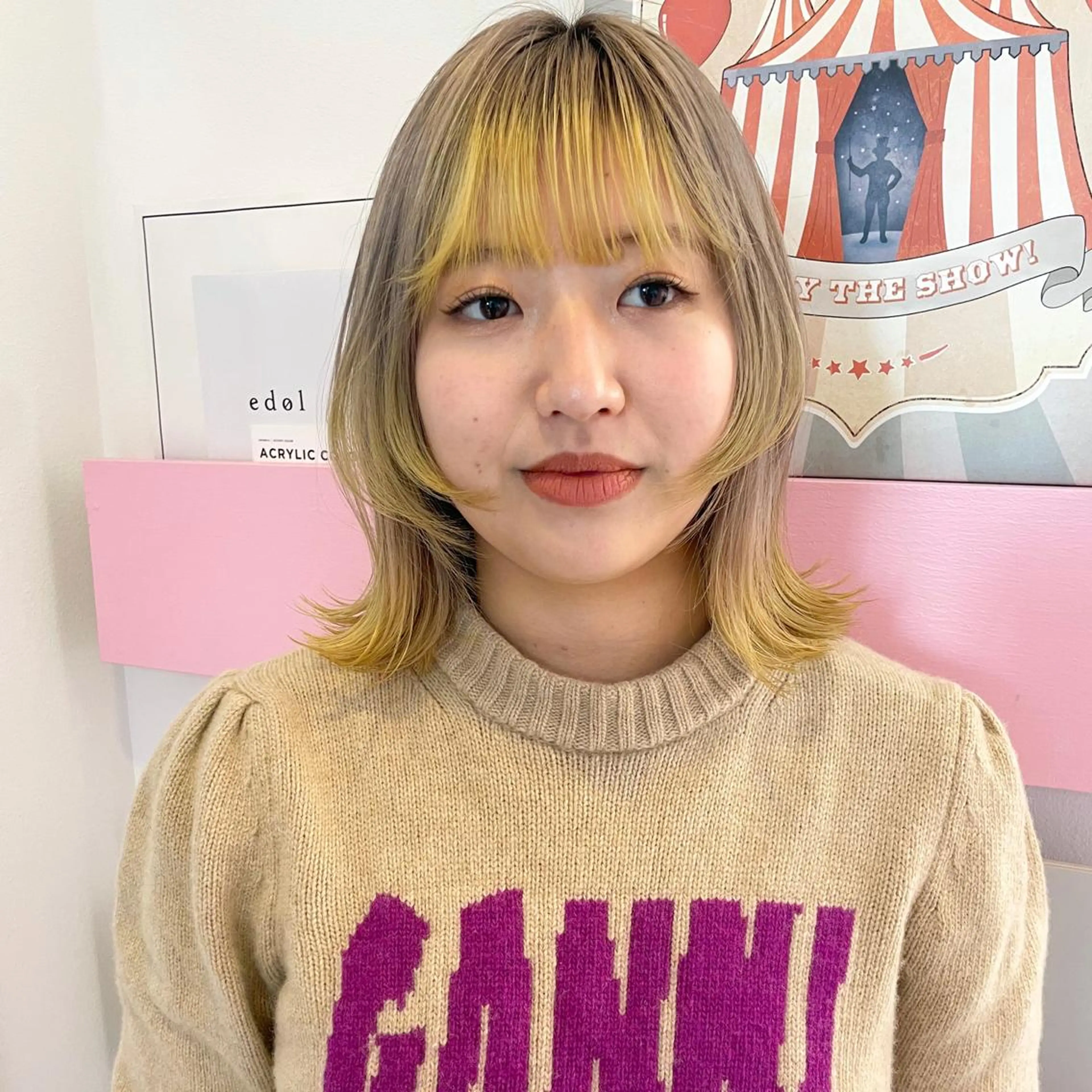 ミディアム イエローカラー ボブ 髪質改善 韓国風ヘア カット ヘアカラー トリートメント ボブ特化✨ 松本竜之介のヘアスタイル