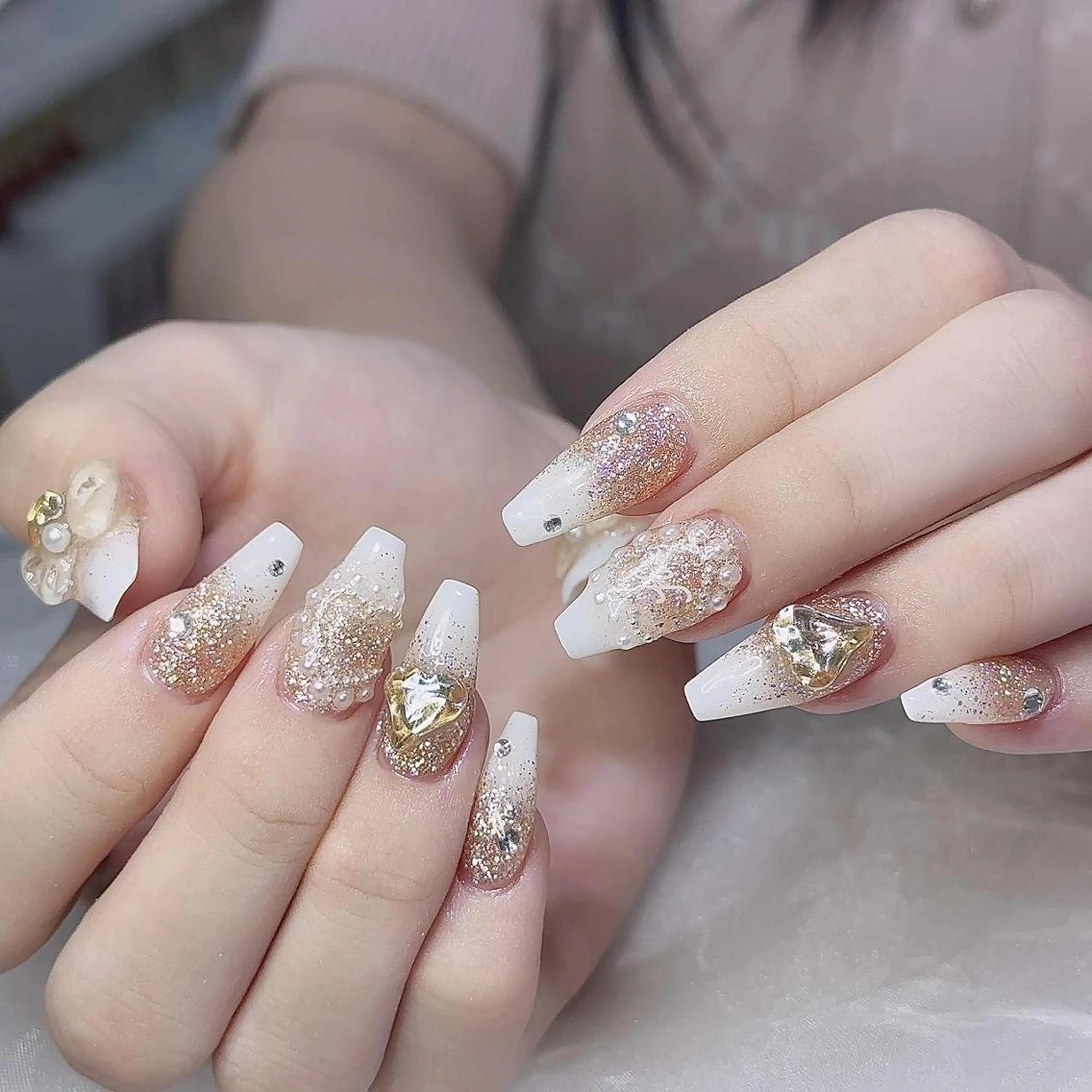 ネイル アートネイル 長さ出し ネイルチップ Queen's ゆなのネイルデザイン