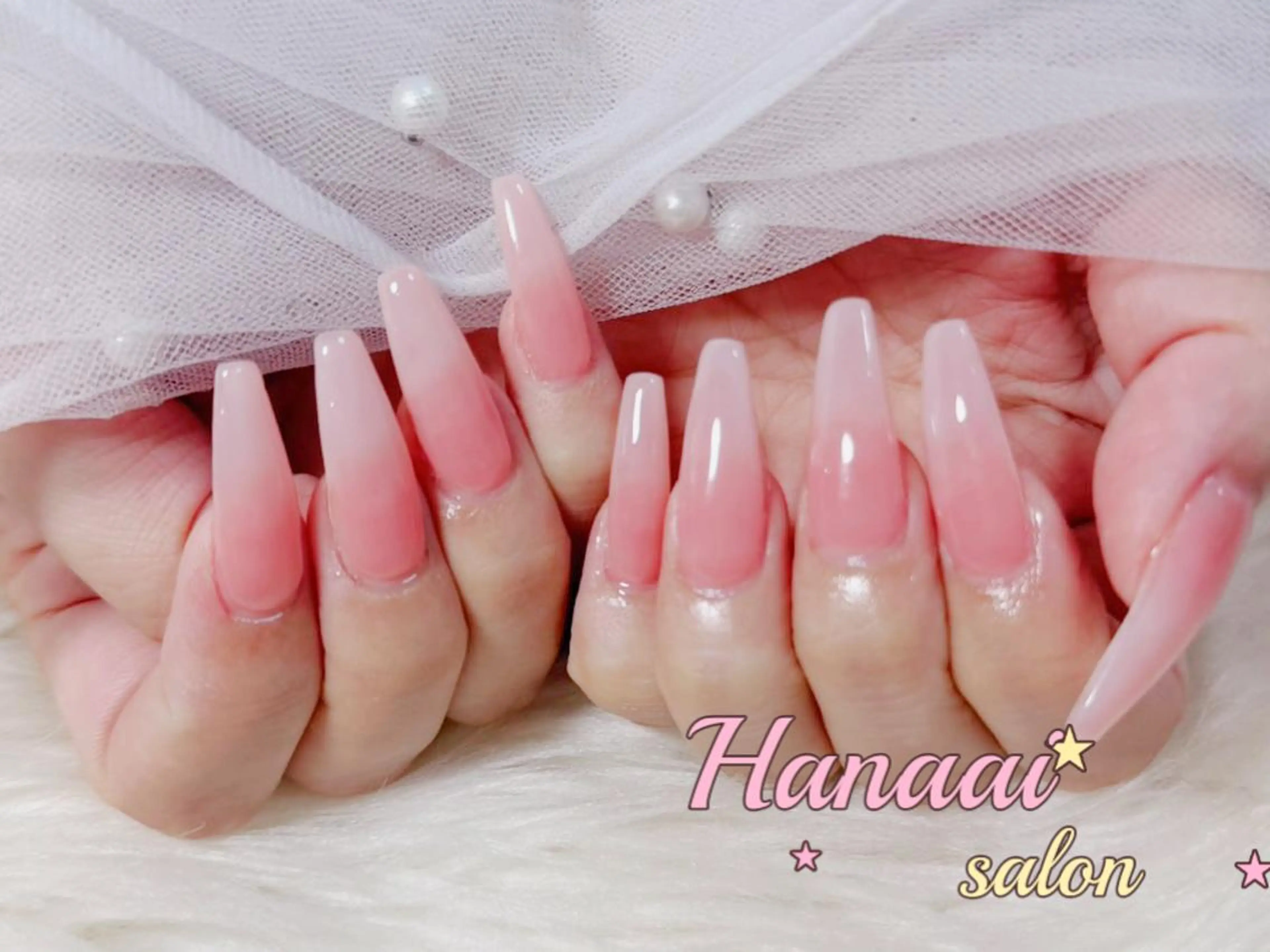 ロング 韓国風ヘア ハンドネイル Hanaai Salon新宿店のネイルデザイン