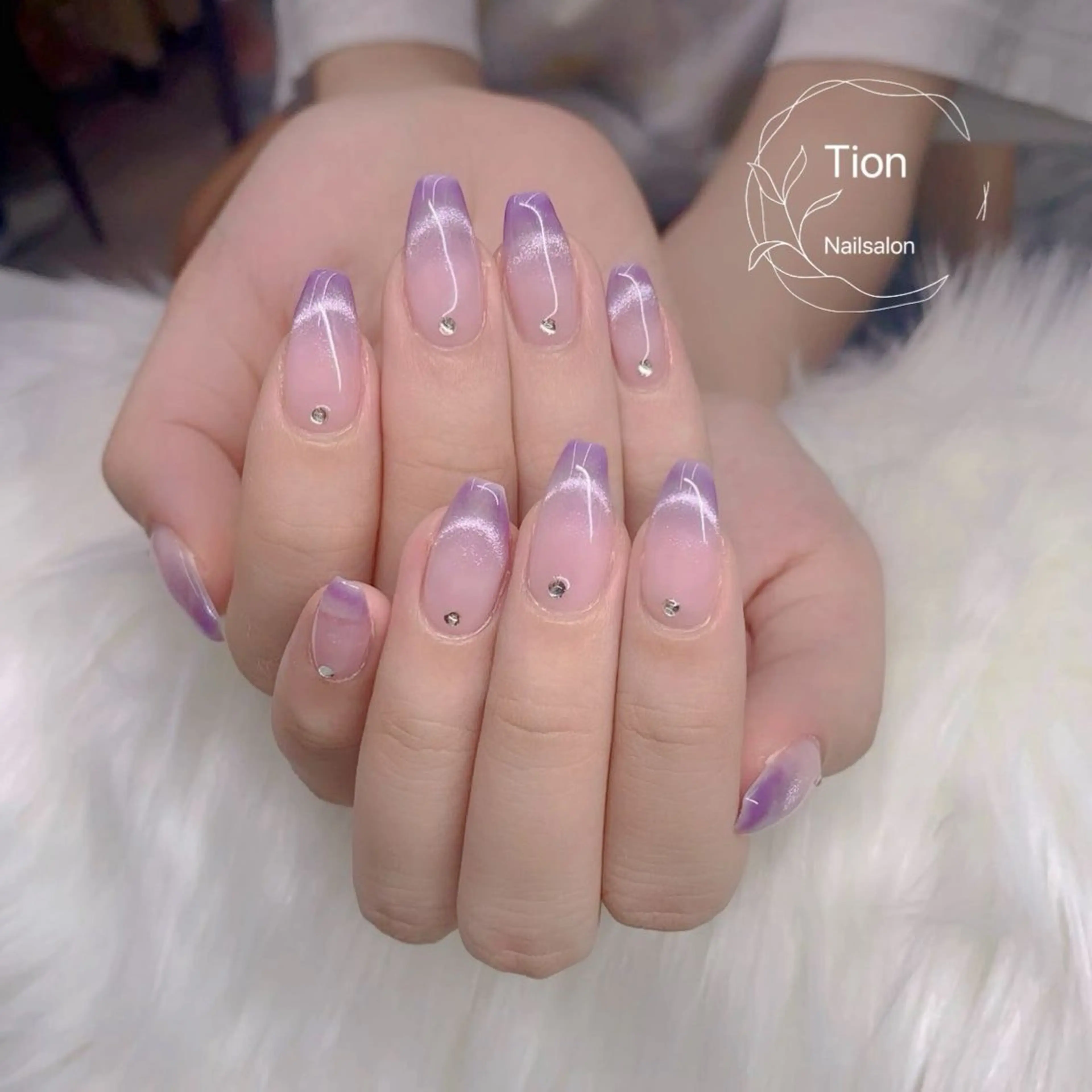 ネイル チークネイル 長さ出し フットネイル フレンチネイル ジェルネイル Nailsalon Tion武蔵小杉店のネイルデザイン