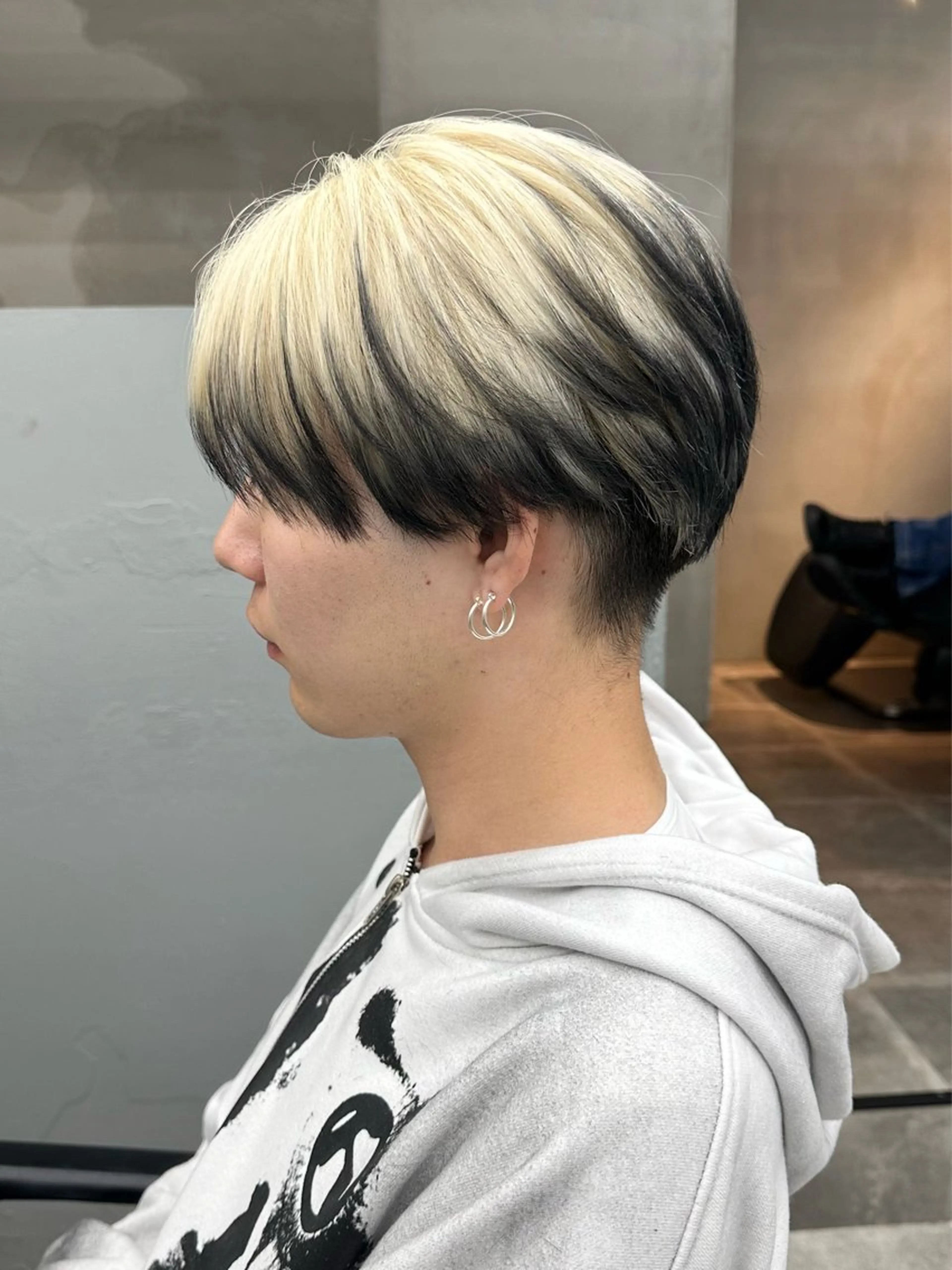 ショート カラー メンズ デザインカラー ヘアカラー トリートメント メンズ特化 🦋KANOKO🦋のヘアスタイル