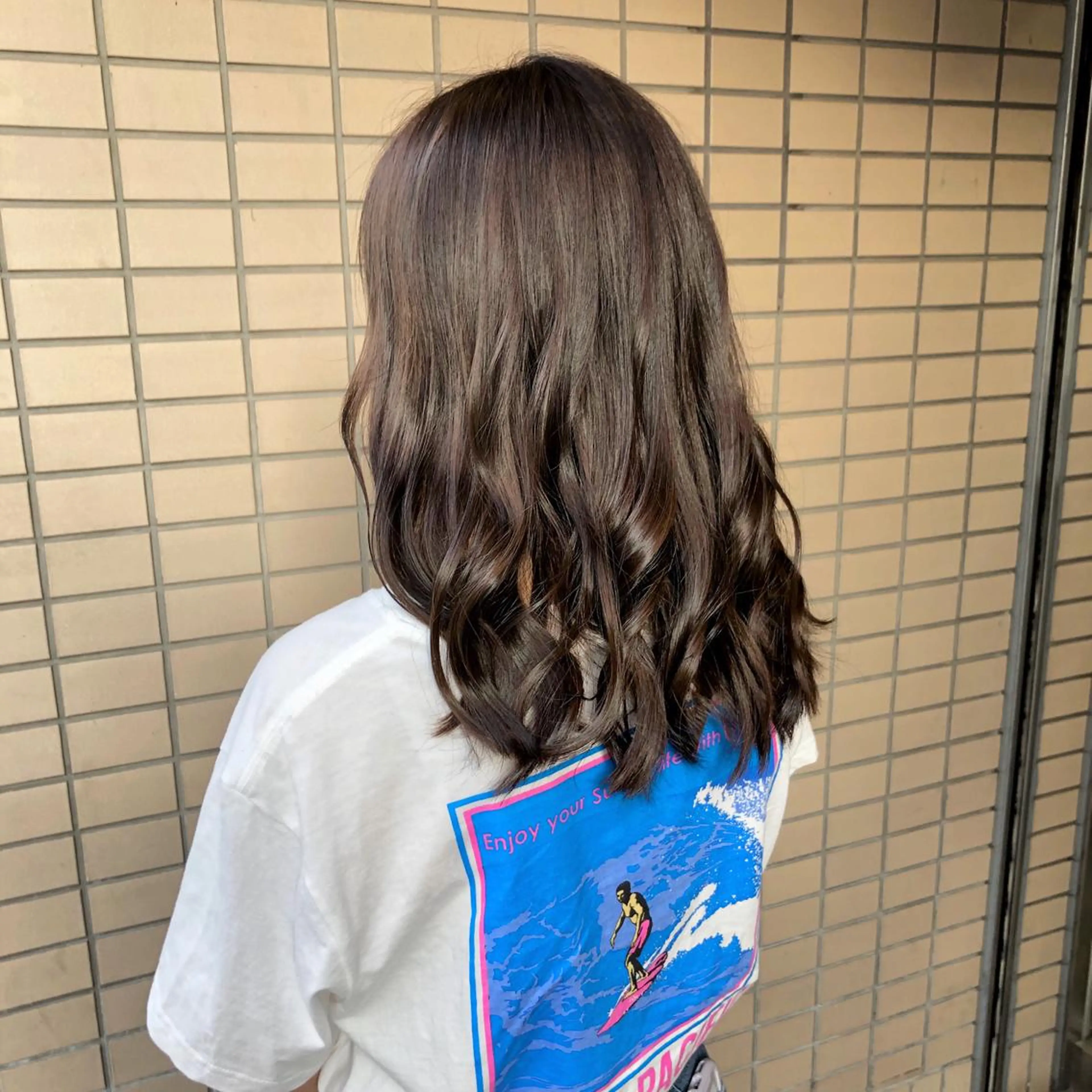 セミロング アッシュ ハイライト キノシタ ナオユキのヘアスタイル