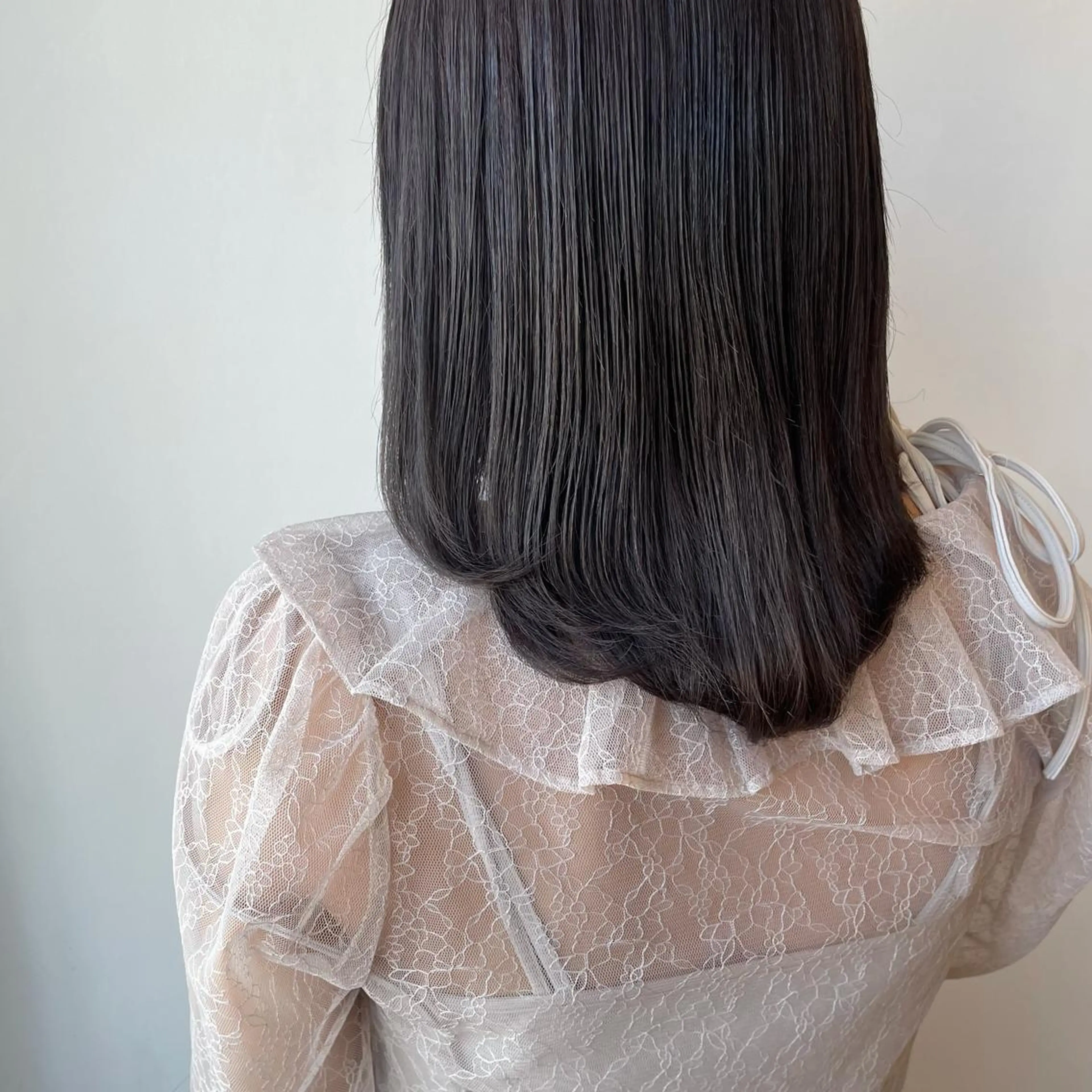 ミディアム カット ヘアカラー ボブウルフ／ボブ Satsuki【名駅のヘアスタイル