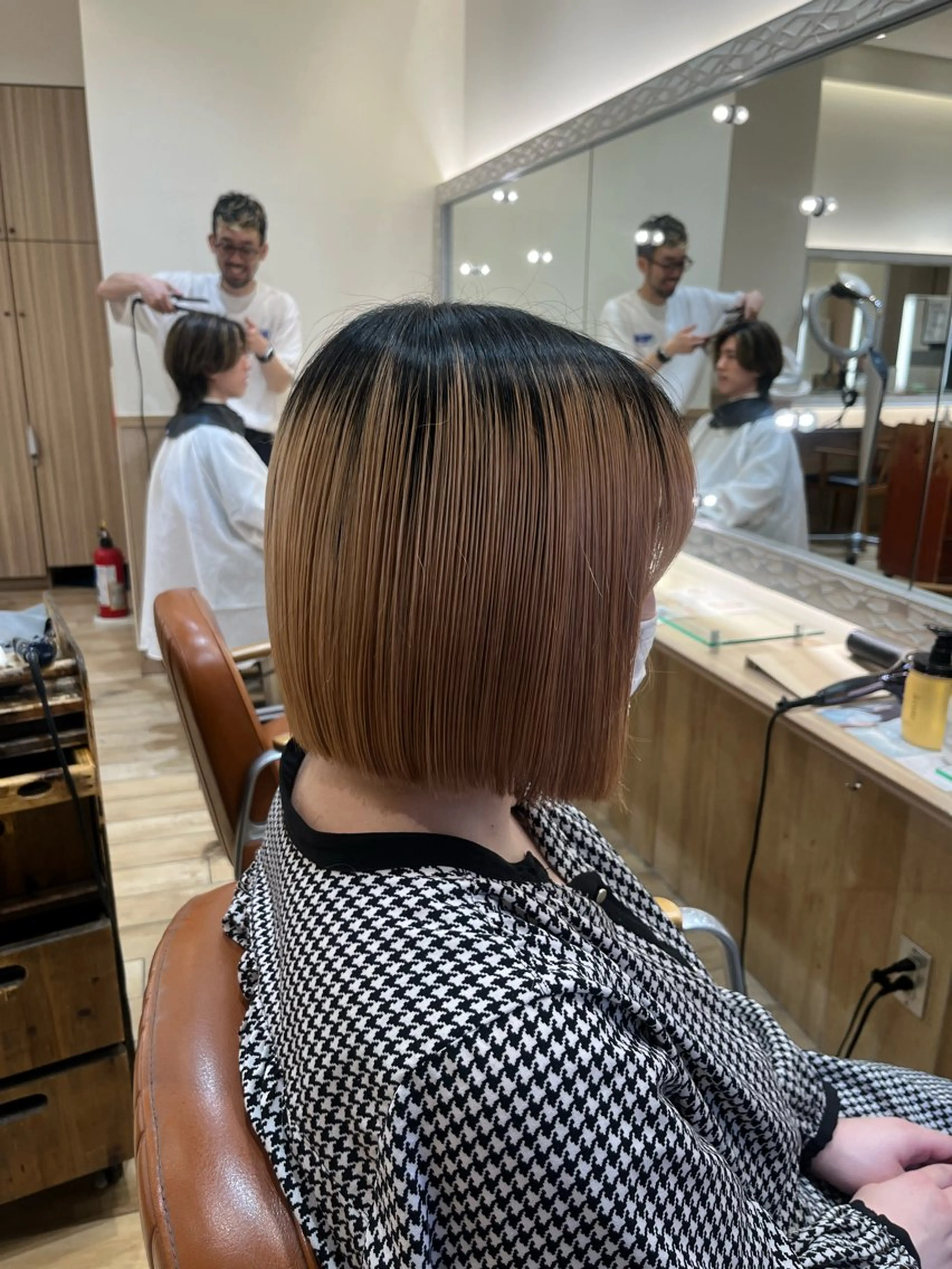 ミディアム 新宿 Chiakiのヘアスタイル