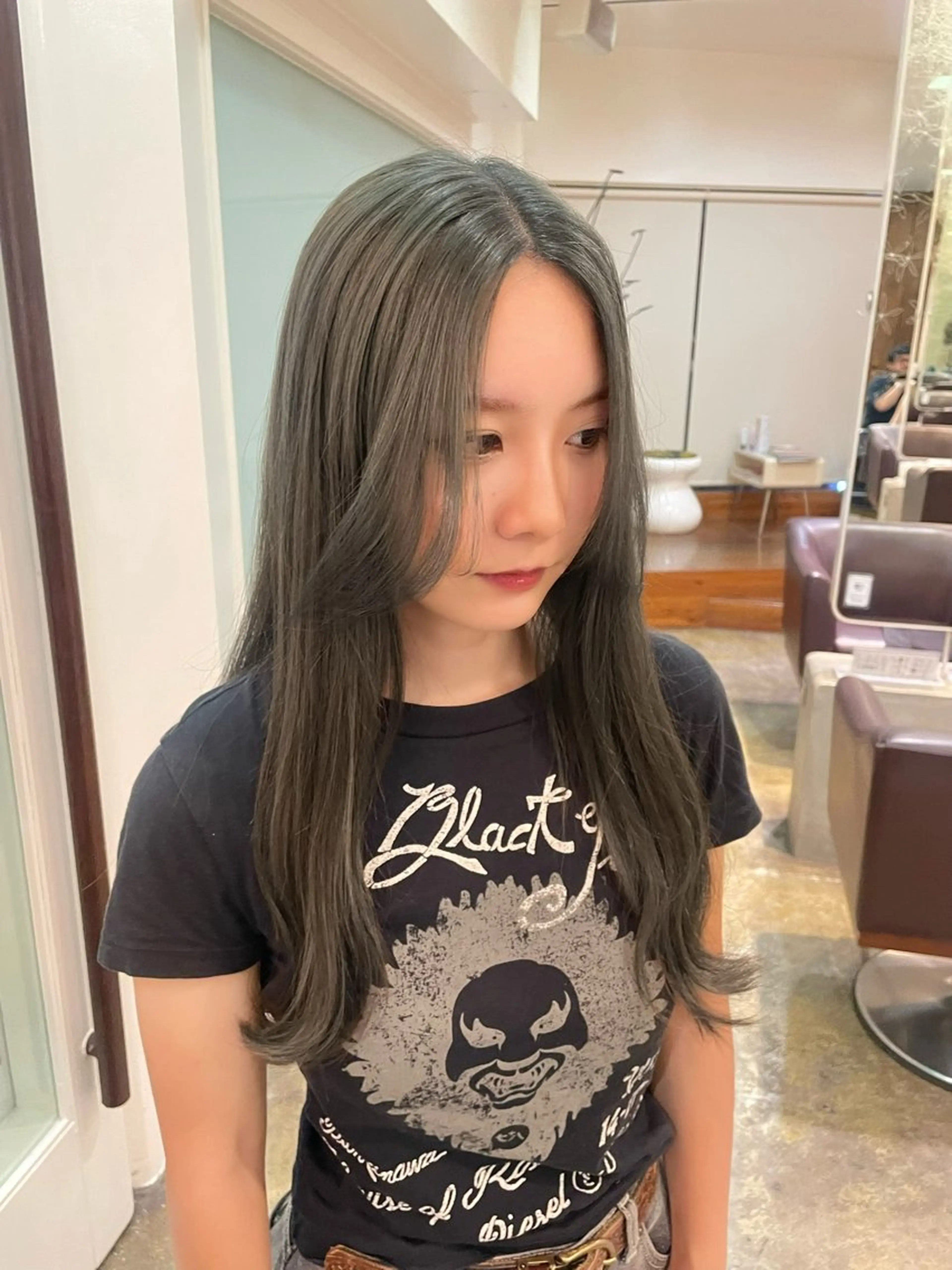 ロング カット 丸山 愛万音のヘアスタイル