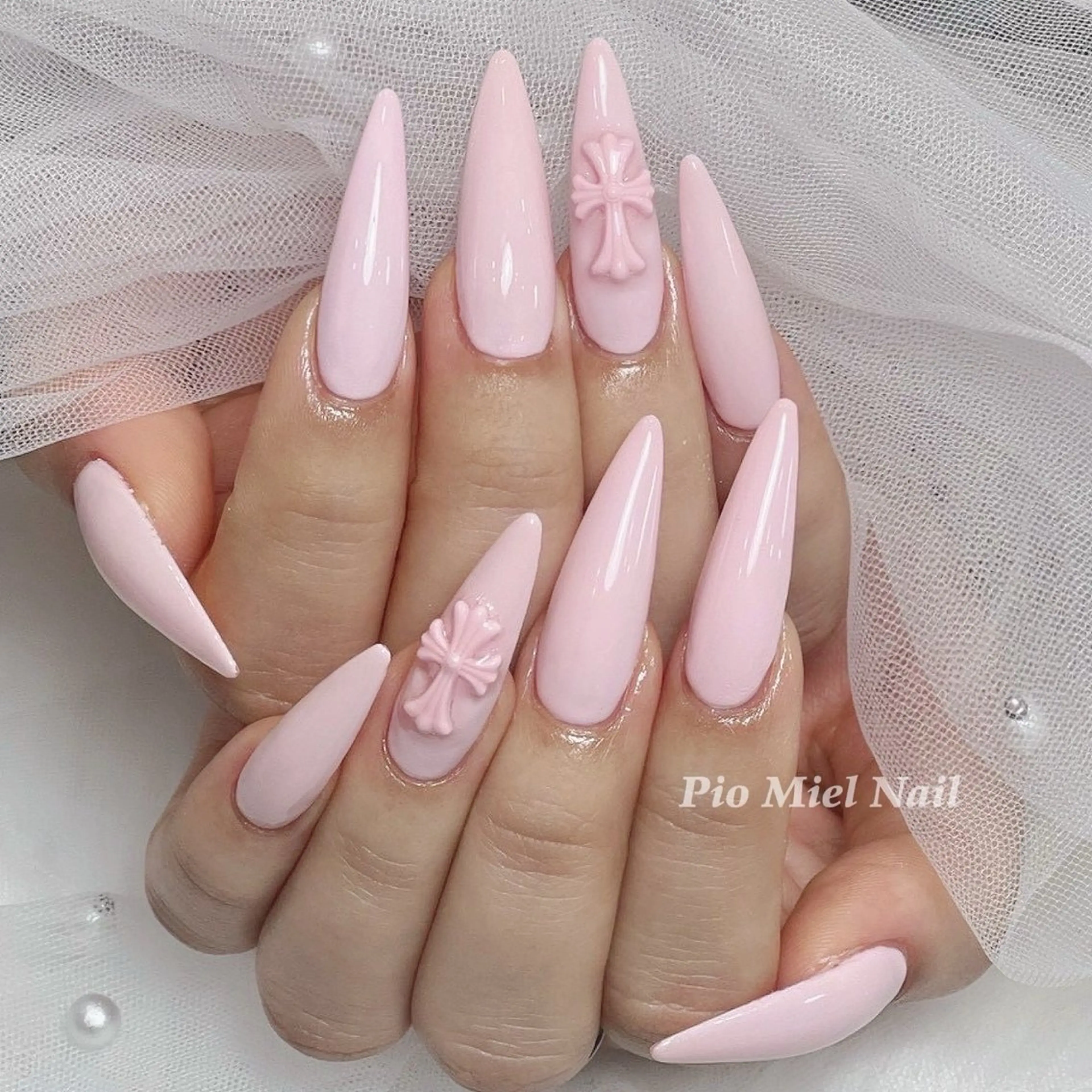 ネイル ハンドネイル HANA 長さだしのネイルデザイン