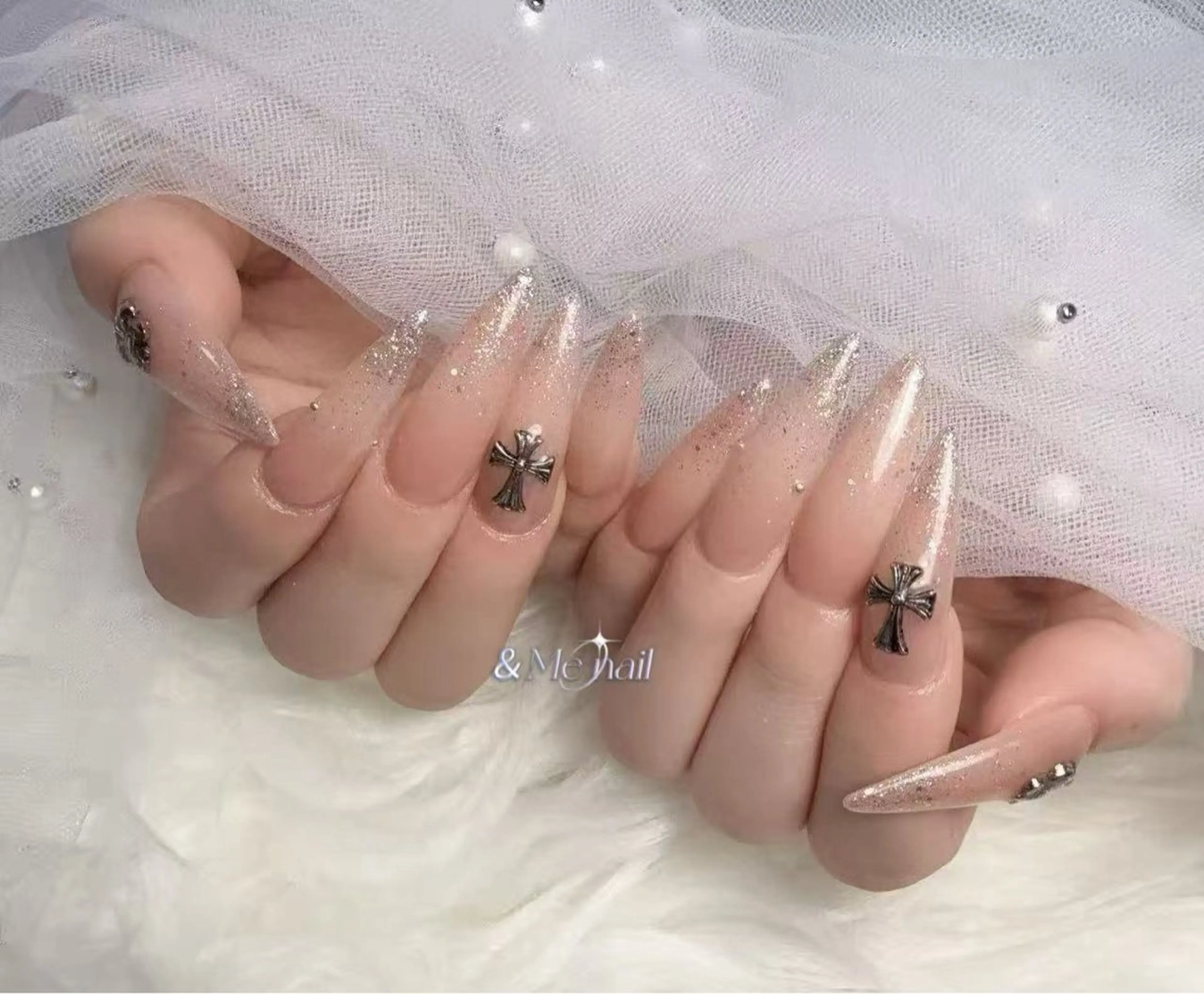 ネイル ハンドネイル &ME makiのネイルデザイン