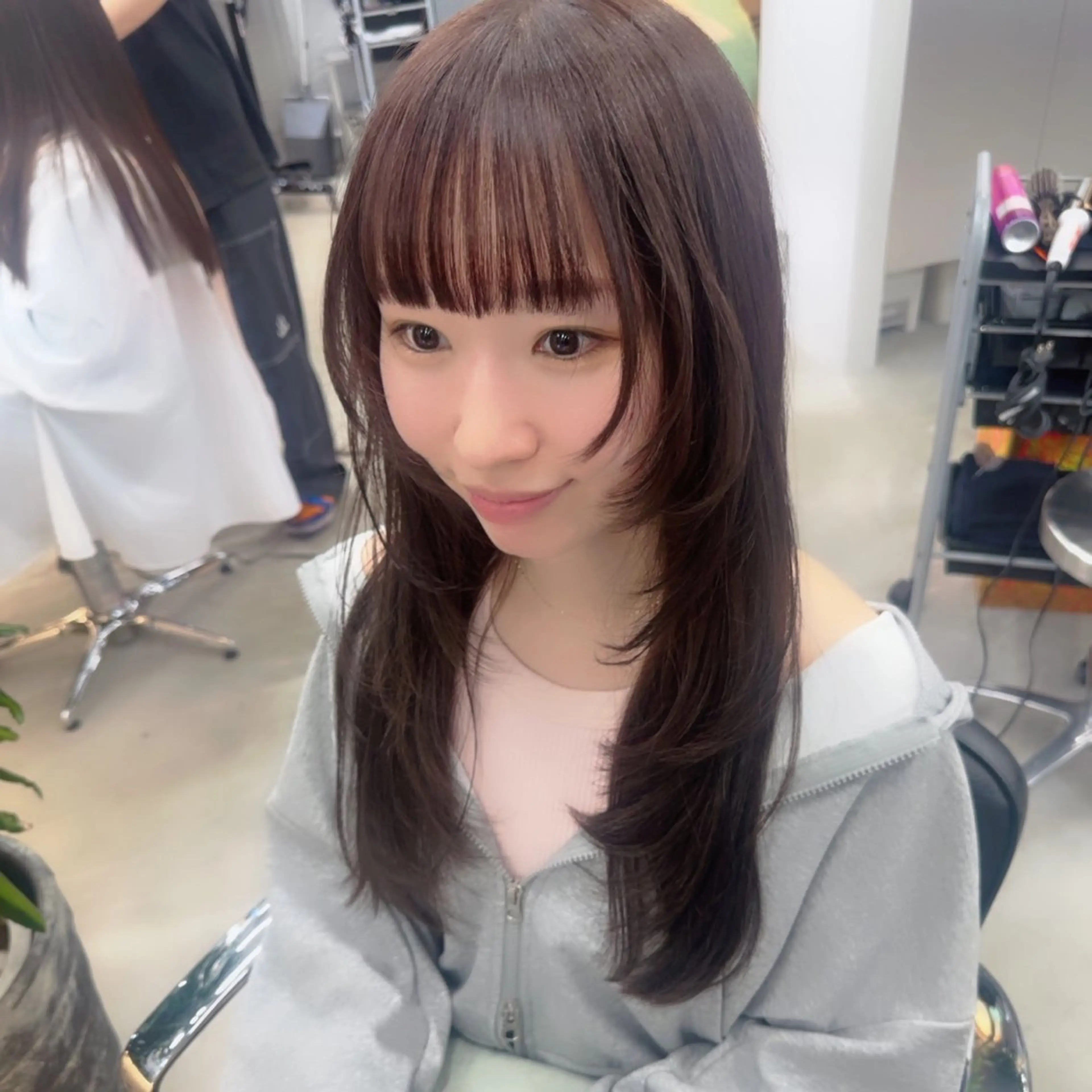 ロング カラー カット ヘアカラー トリートメント 岡野 静華のヘアスタイル