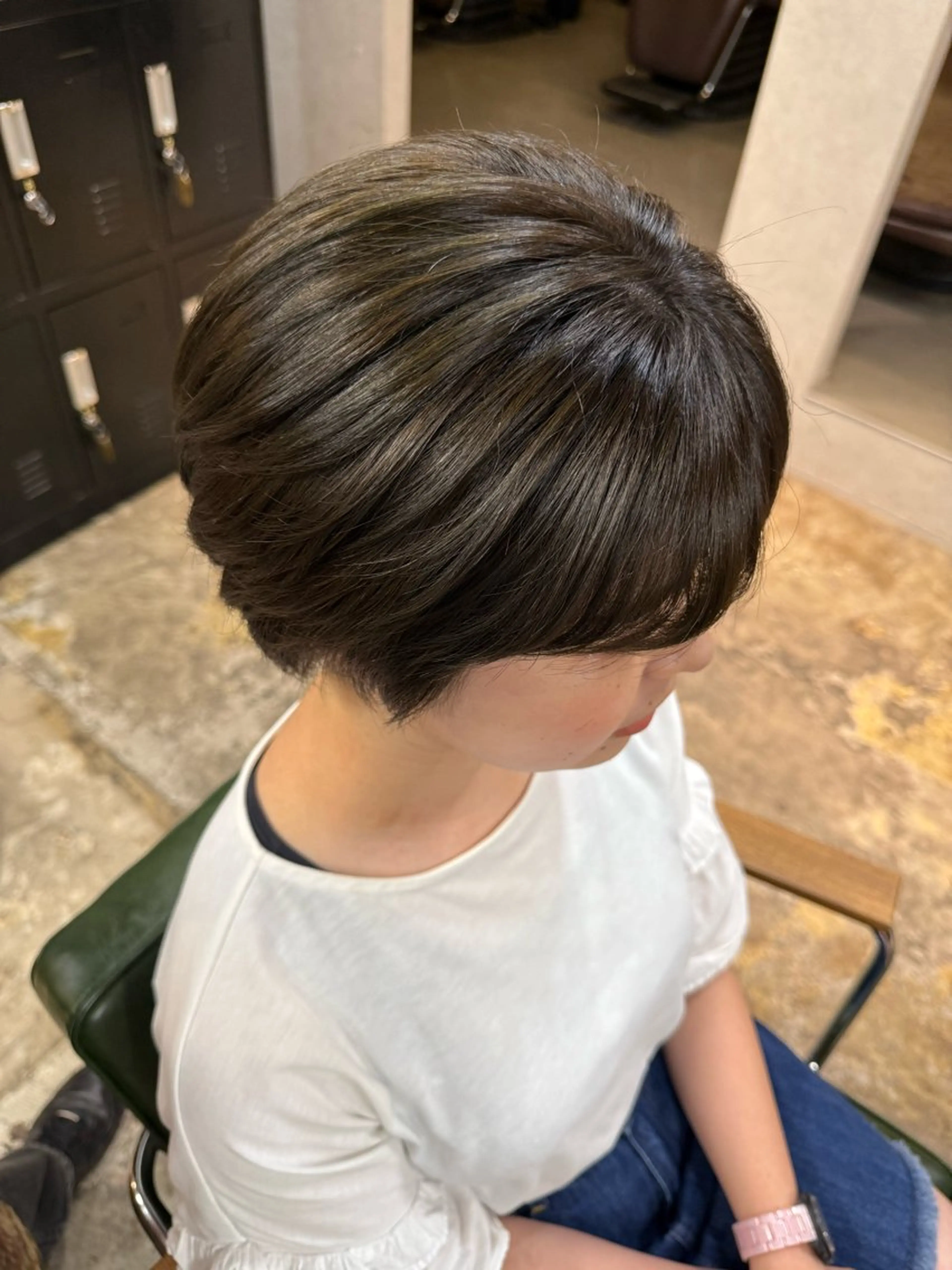 ショート カラー T Hのヘアスタイル