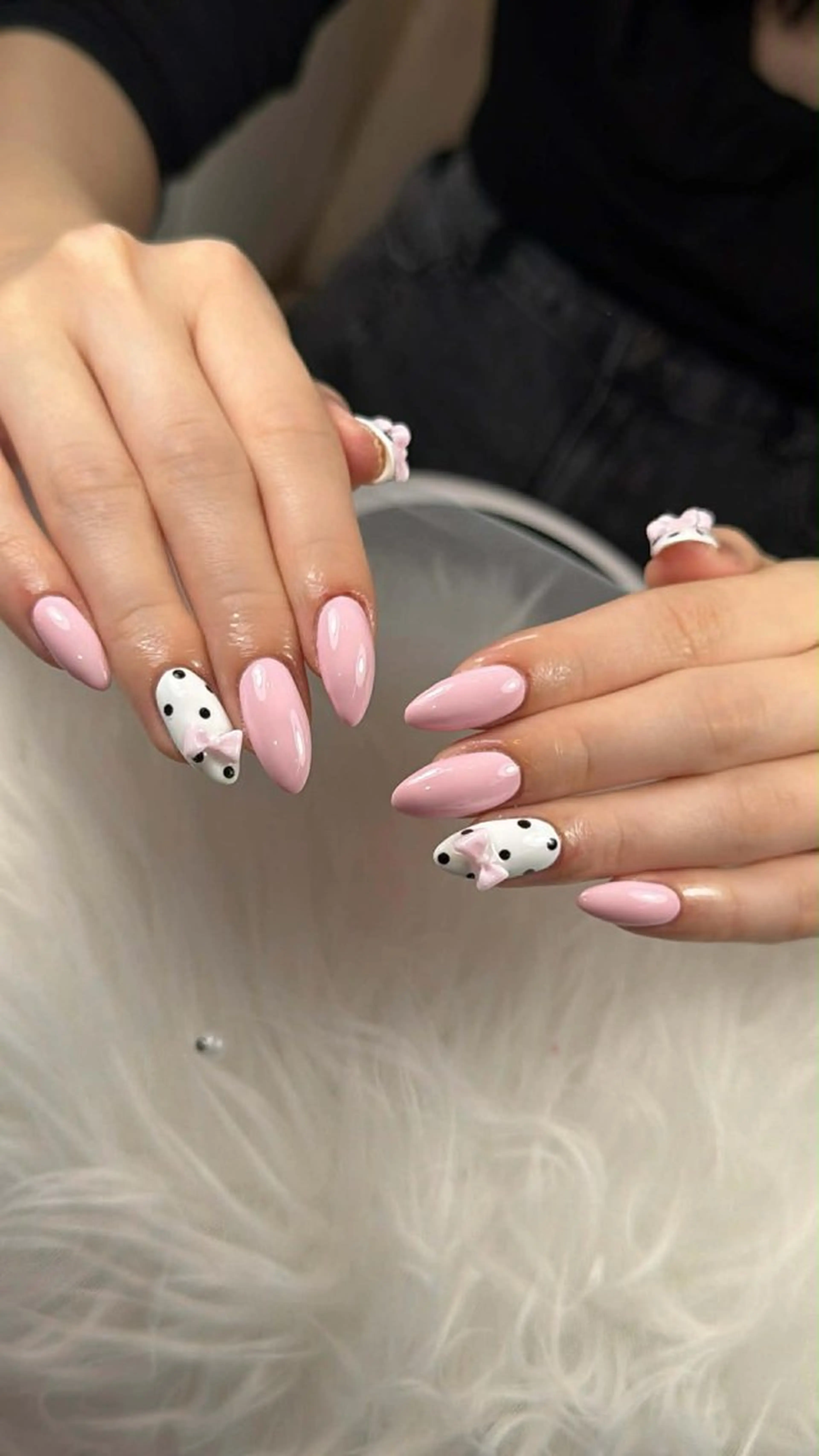 ネイル フレンチネイル グラデーション キラキラネイル 韓国ネイル マグネットネイル HIKARIHANA NAIL NANAのネイルデザイン