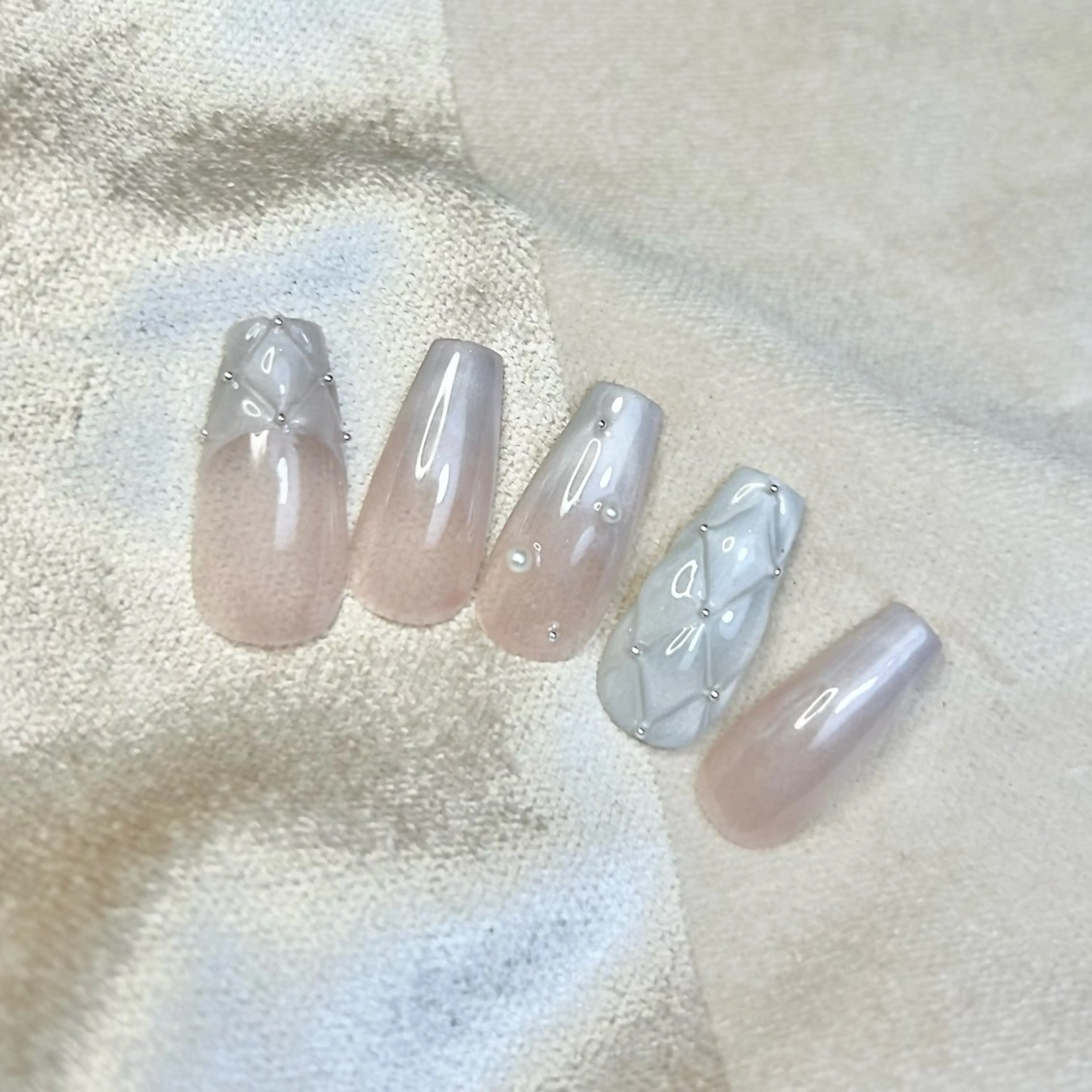 ネイル ホワイト ハンドネイル Reflection marikoのネイルデザイン