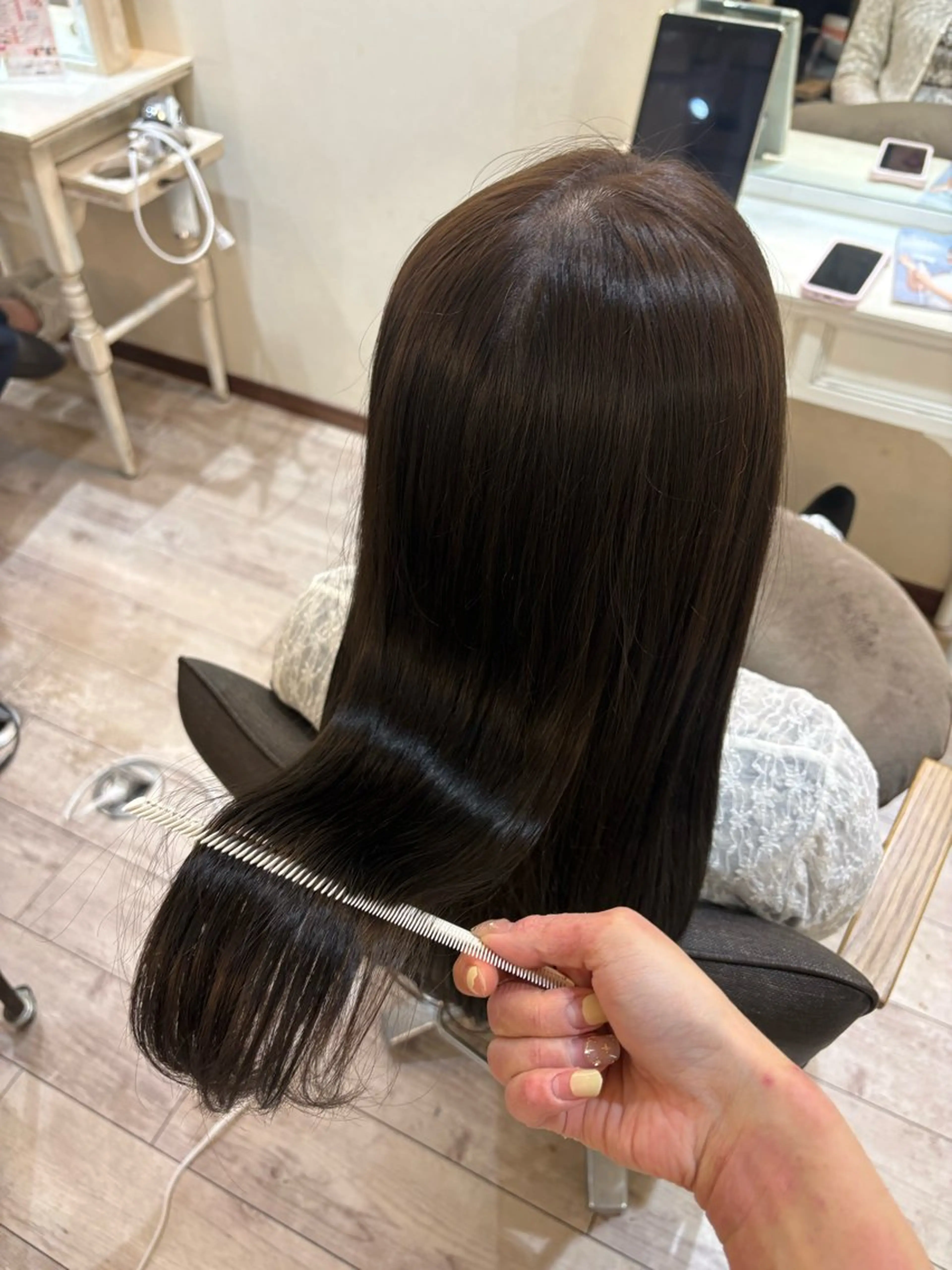 ロング カラー ヘアカラー トリートメント 艶髪/縮毛矯正/ レイヤー/栄/あやかのヘアスタイル