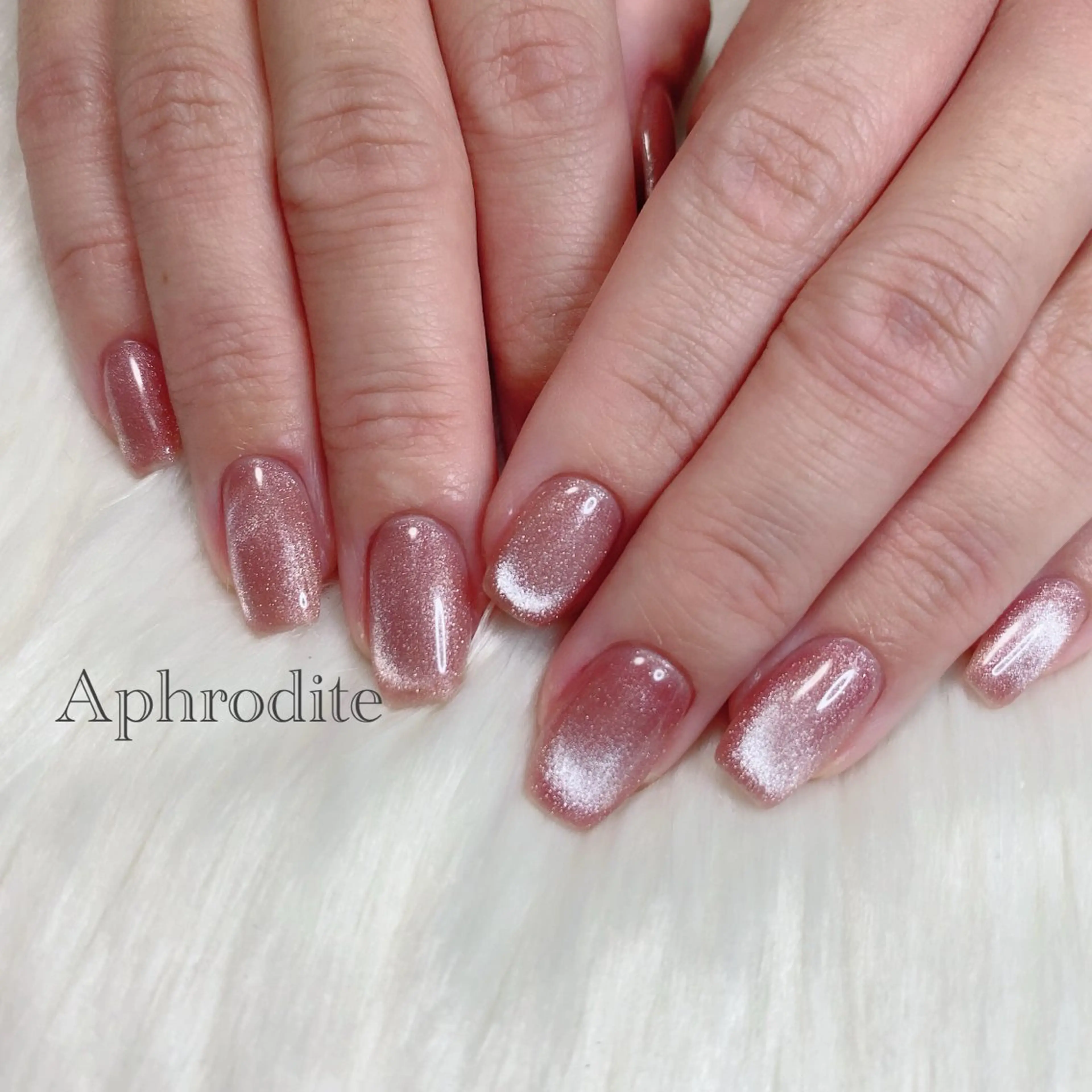 ネイル Aphrodite パラジェル認定サロンのネイルデザイン