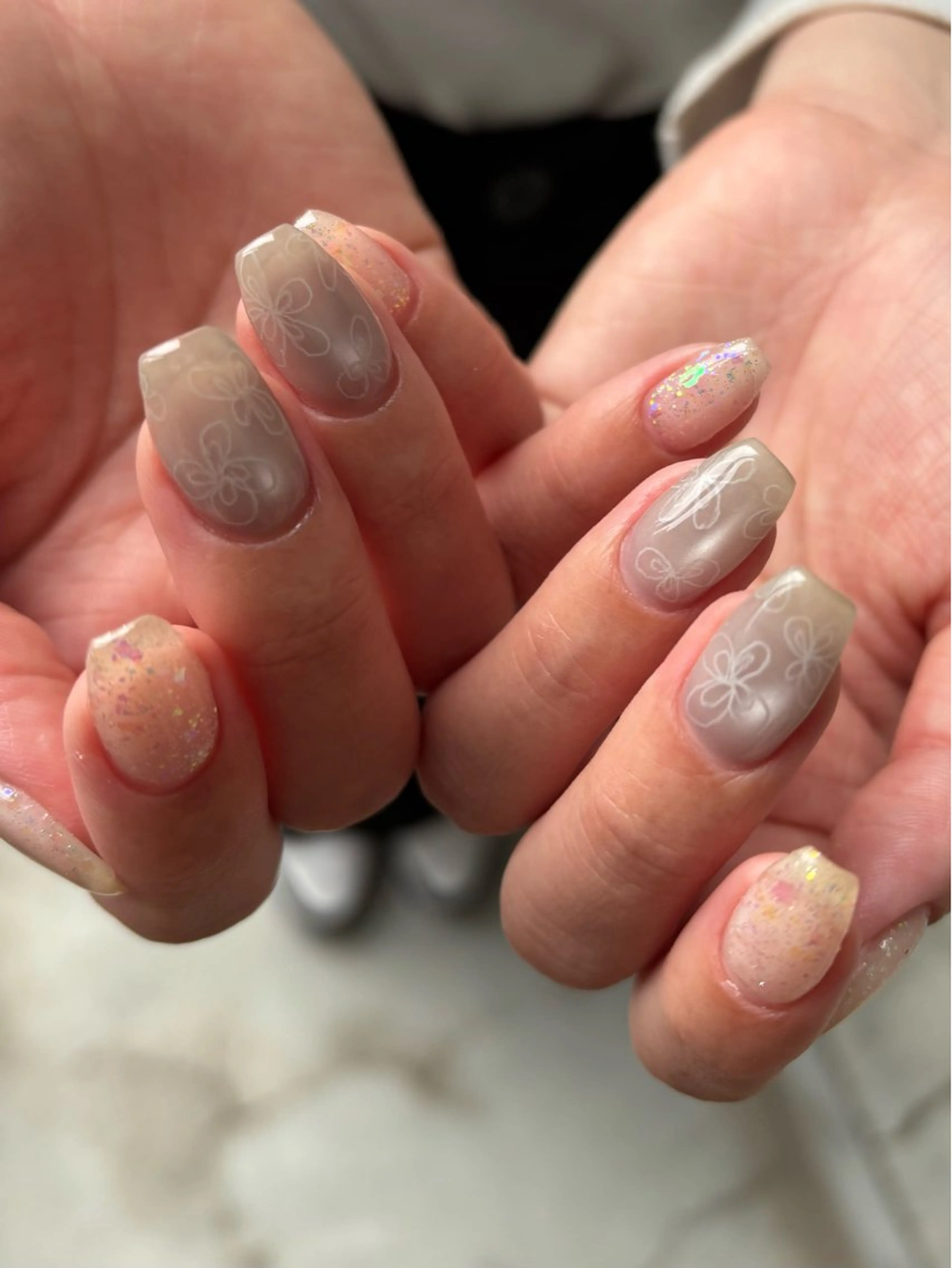 ネイル Manon Tomiのネイルデザイン