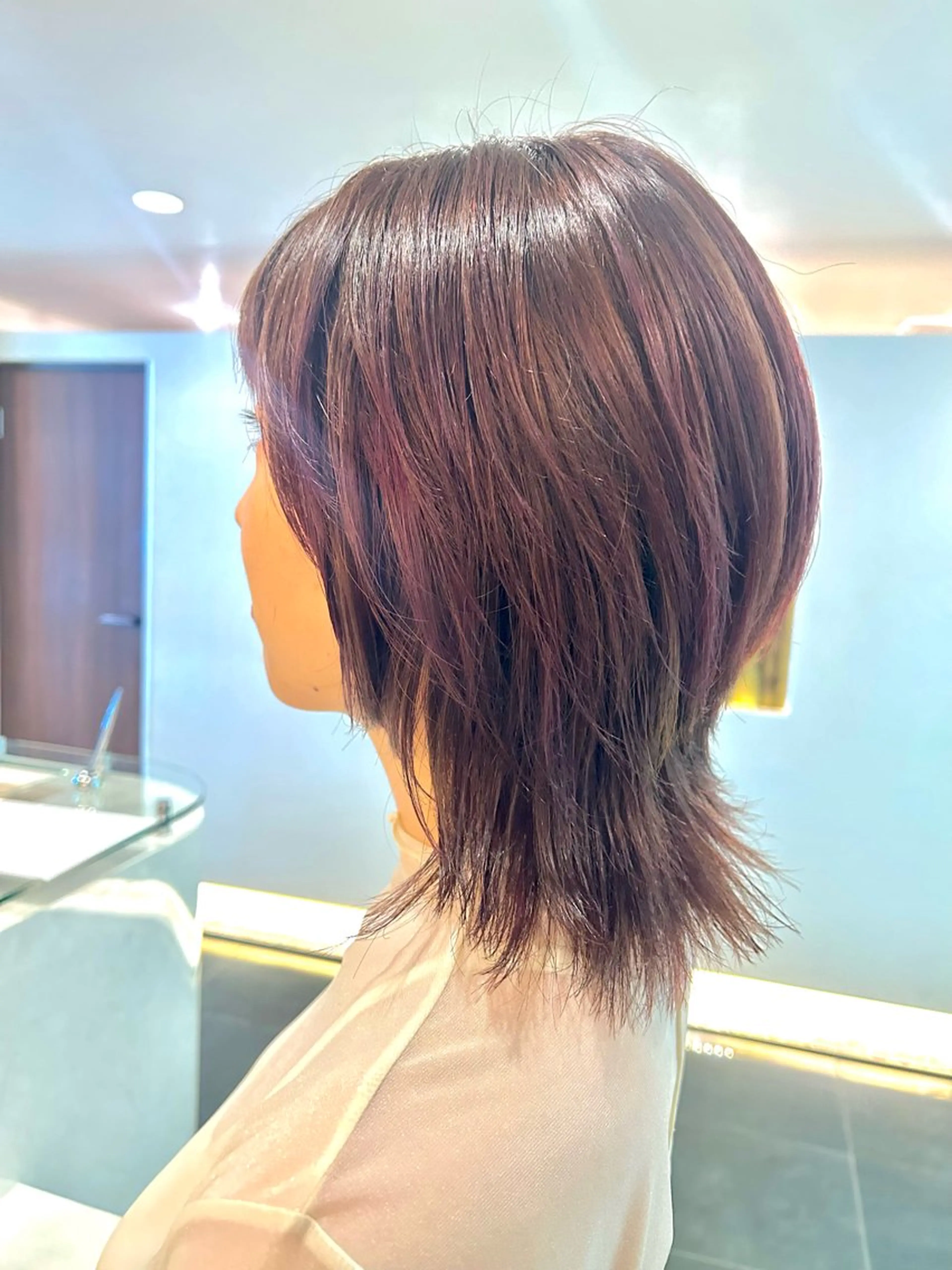 ミディアム カラー 似合わせカット ウルフカット カット ヘアカラー トリートメント チーフデザイナー 若林　麻衣のヘアスタイル