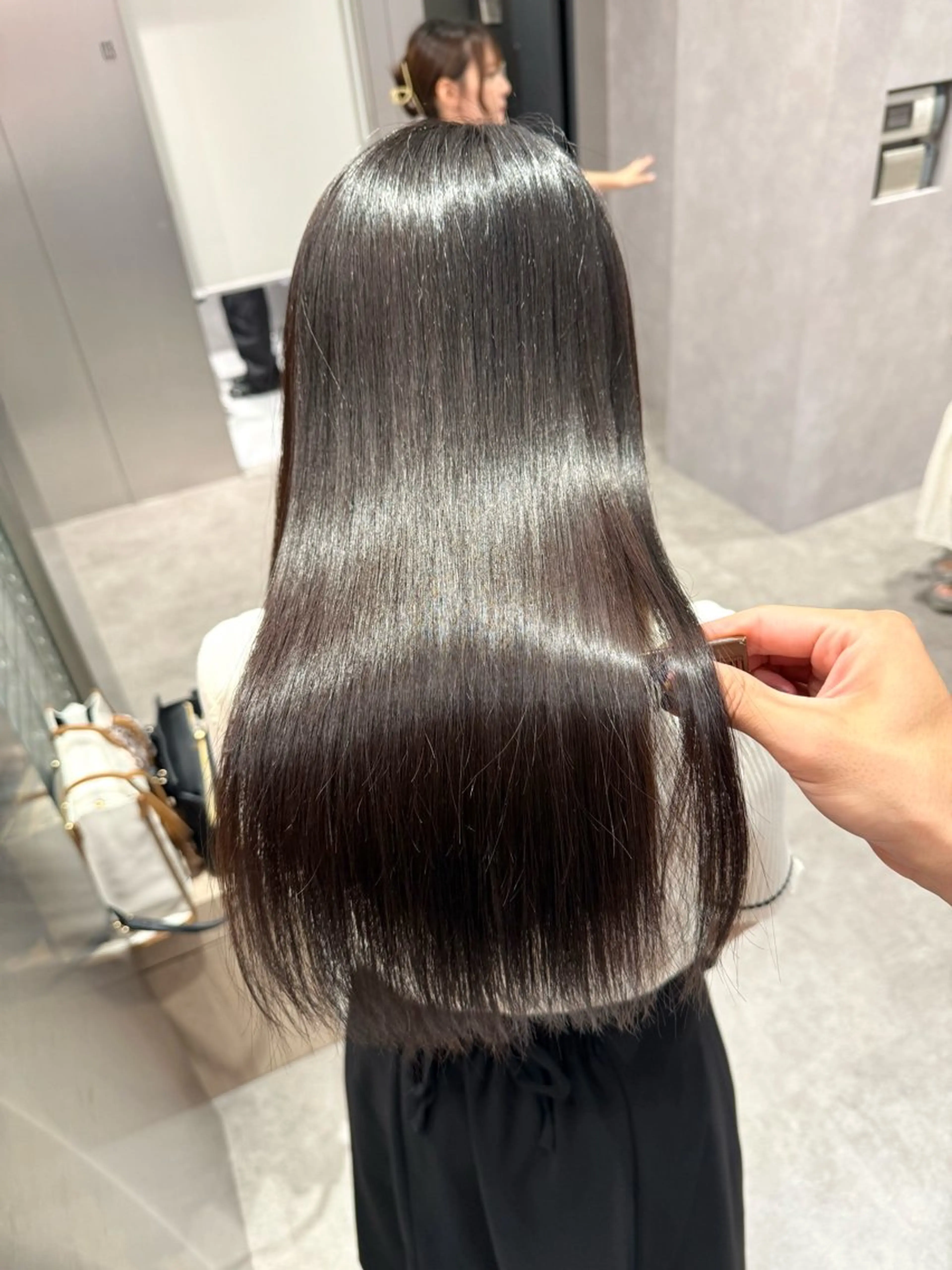 ロング カラー パーマ ヘアアレンジ 髪質改善 縮毛矯正 トリートメント ストレートパーマ 縮毛矯正 トリートメント 縮毛矯正/髪質改善/ ブリーチ毛/木元渓太のヘアスタイル