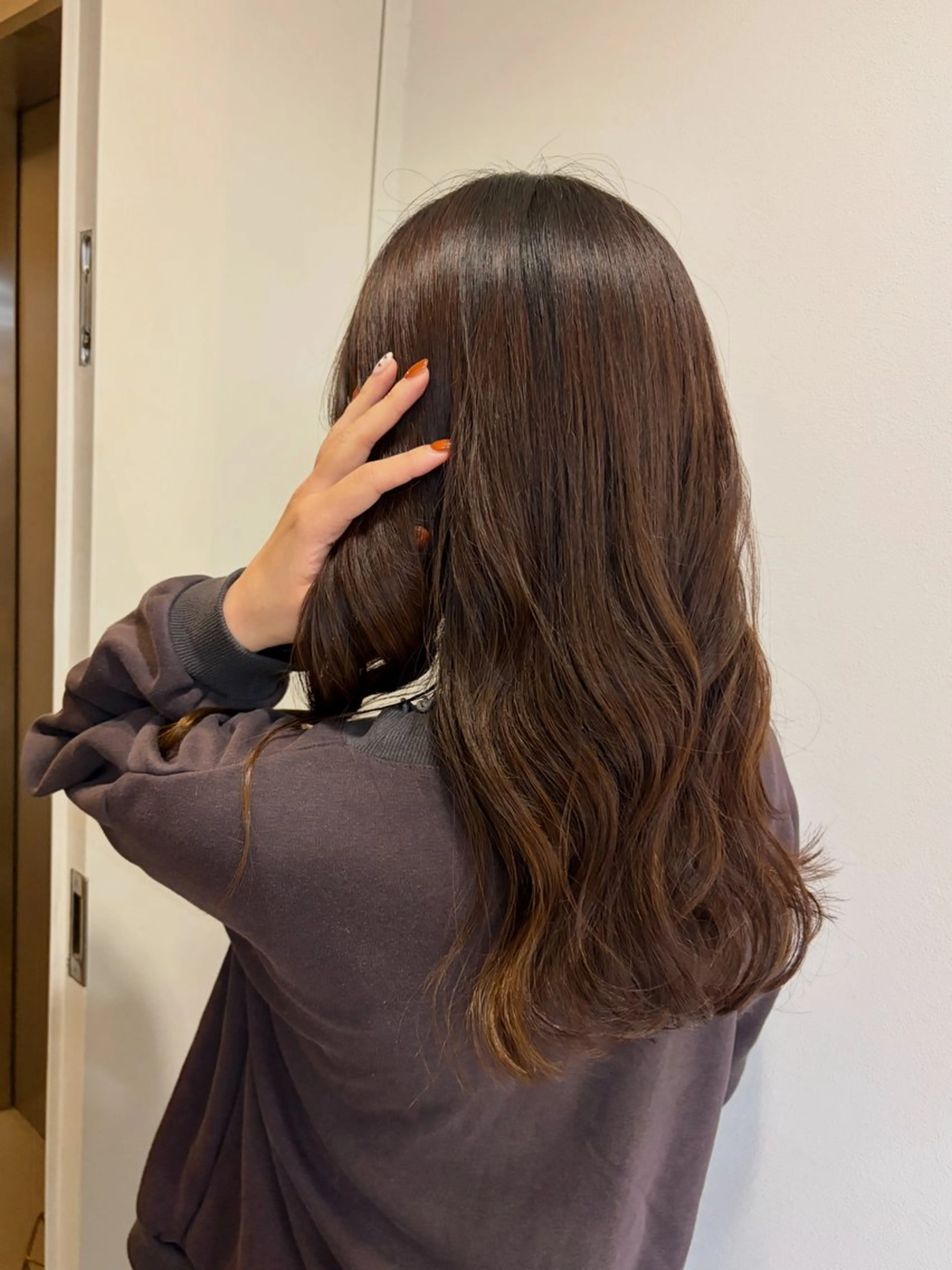 セミロング UNBIRTHDAY amiのヘアスタイル