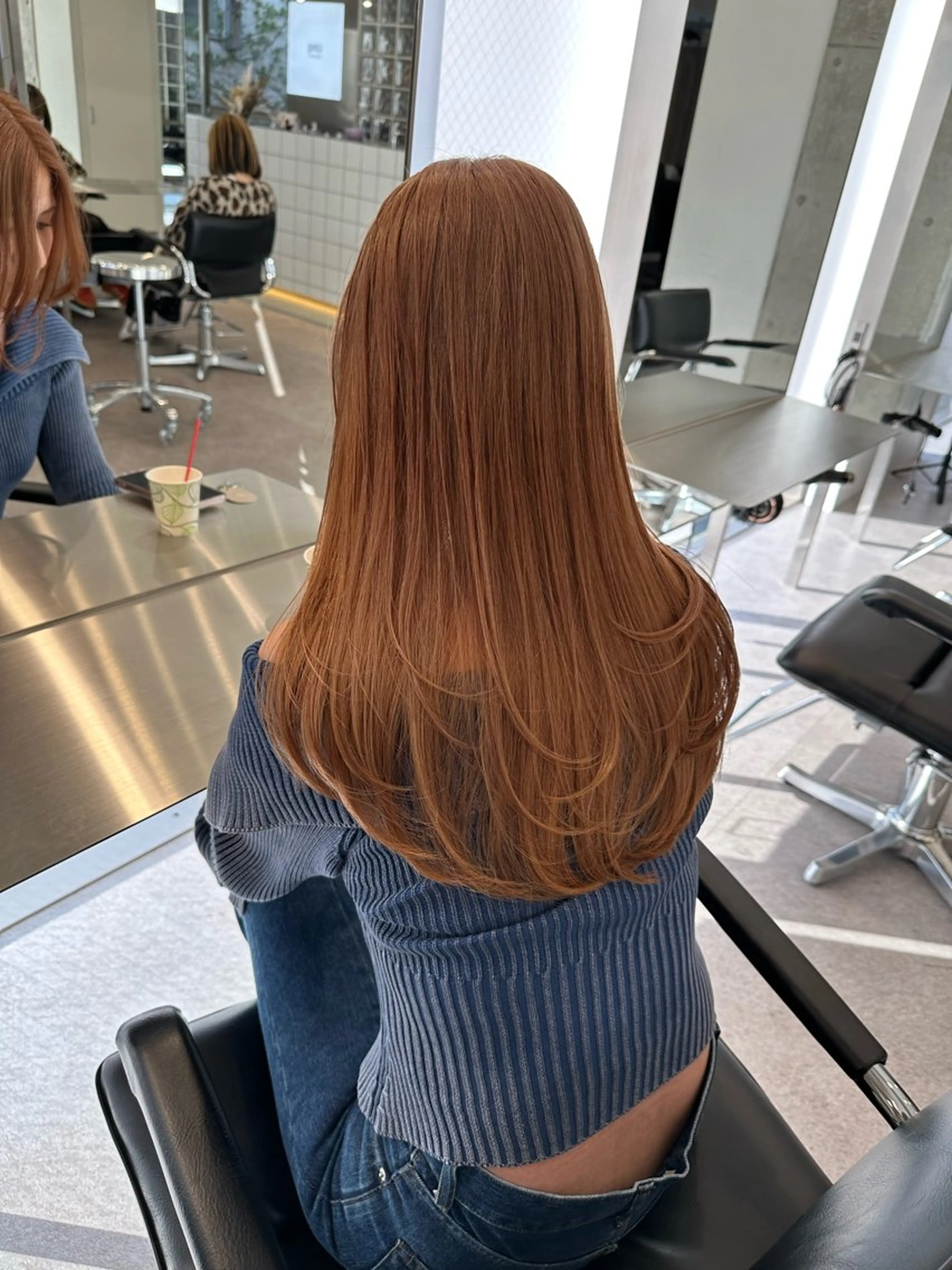 ロング 縮毛矯正 ヘアカラー ヘーゼルブラウン ゆりのヘアスタイル
