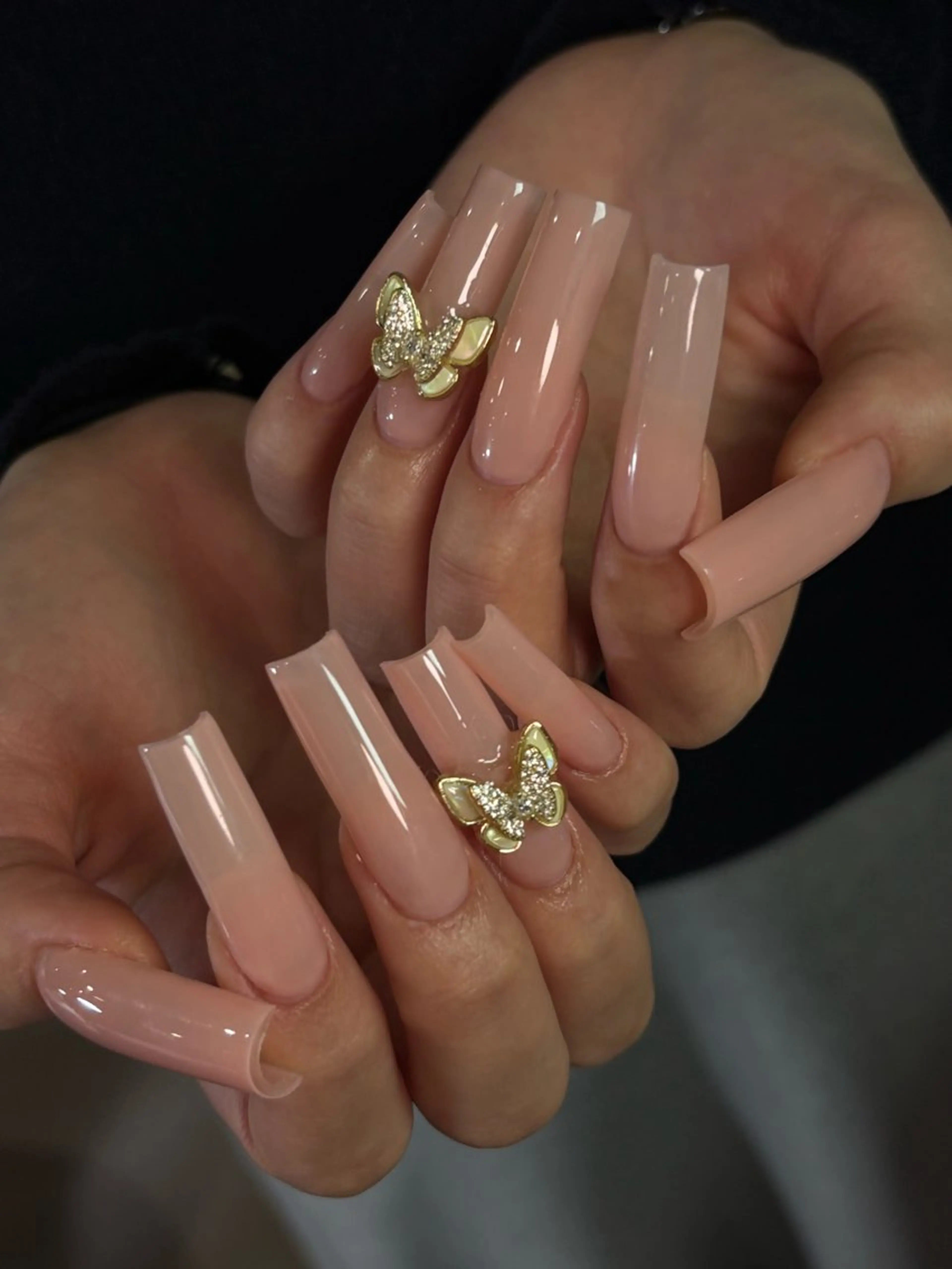 ネイル スクエアネイル ハンドネイル Dark honey スカルプ専門原宿店のネイルデザイン