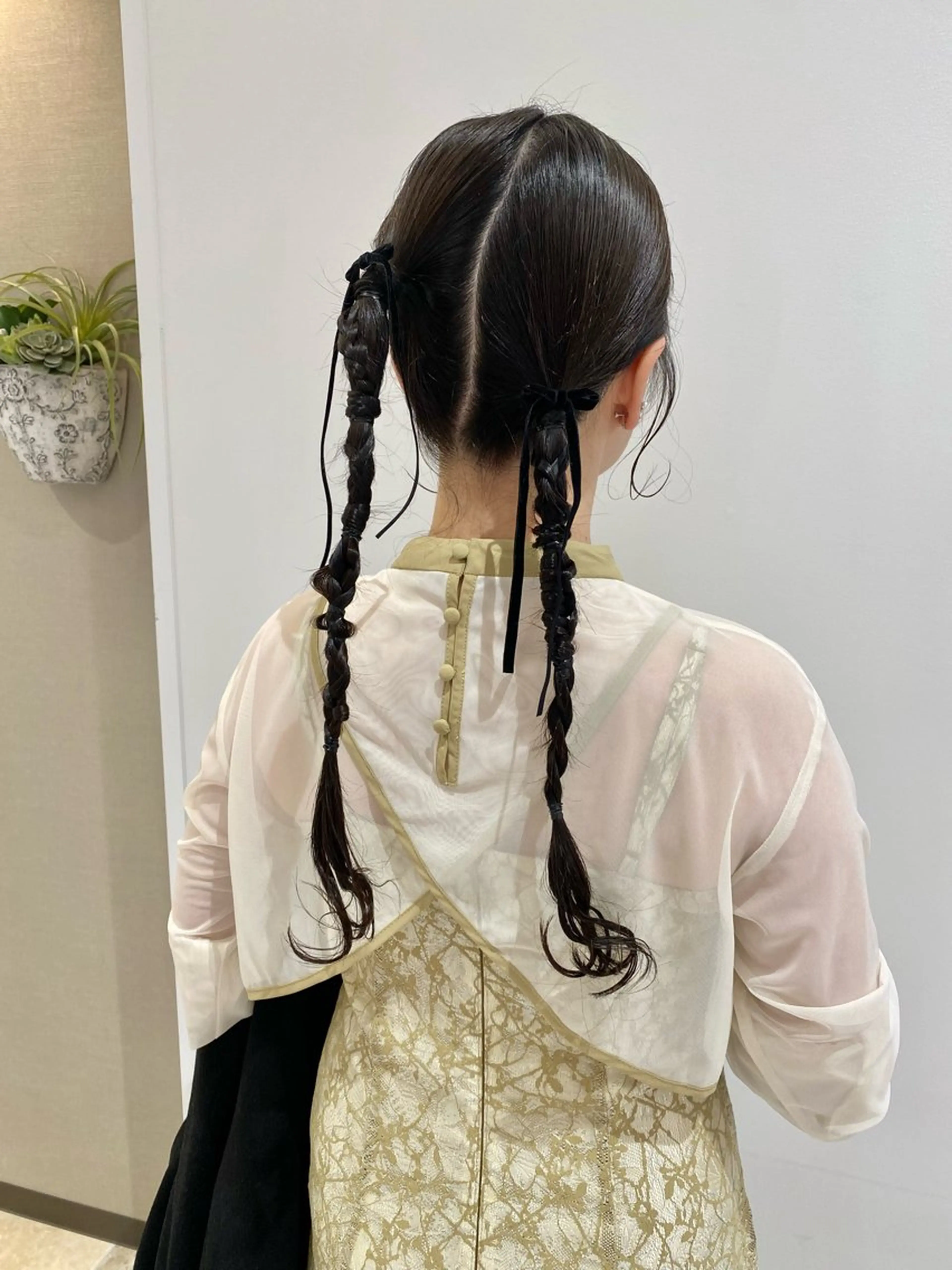 ロング ヘアアレンジ ベージュ/アレンジ /横浜/杉本千夏のヘアスタイル