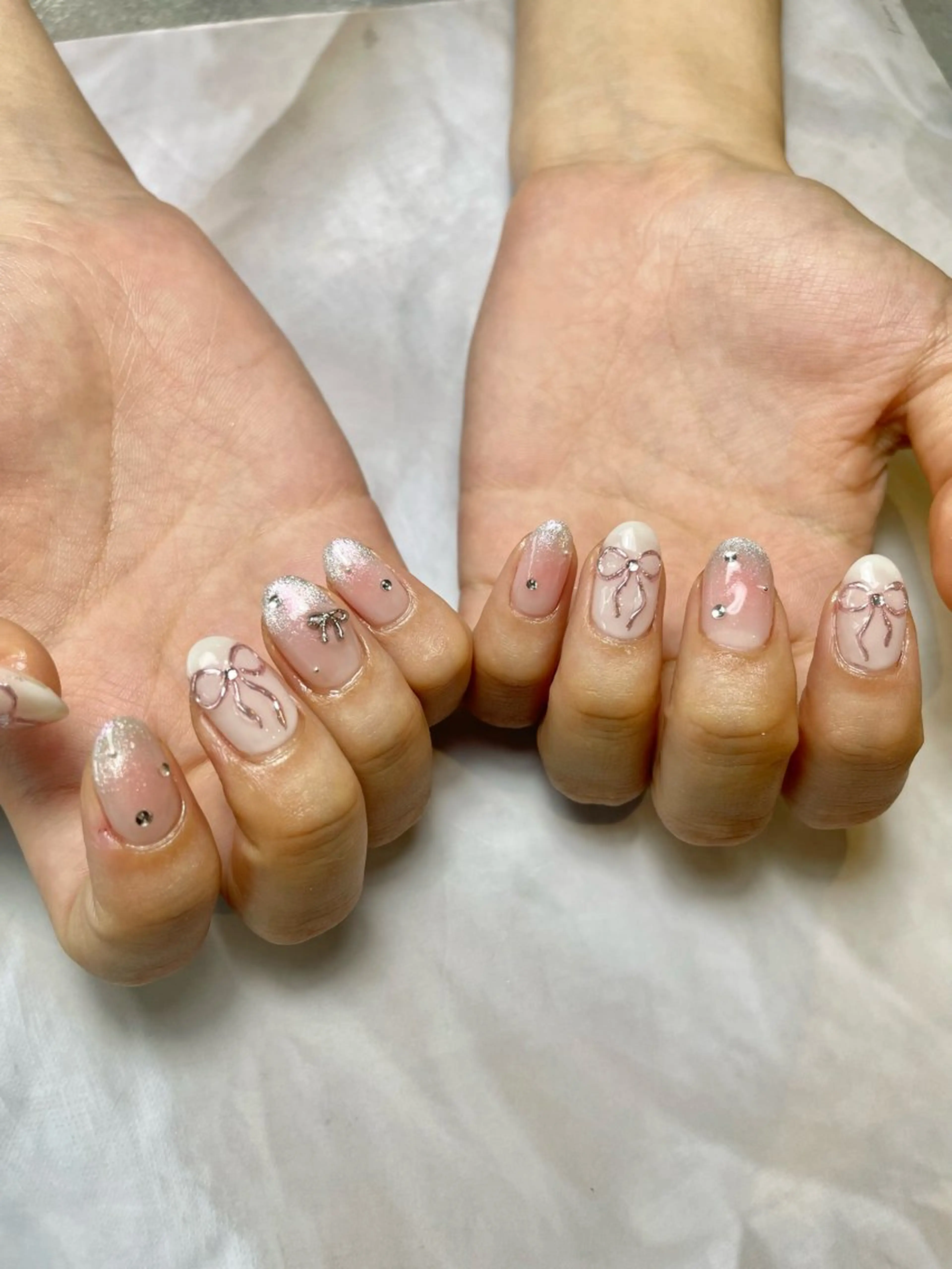 ネイル チークネイル マグネットネイル 持ち込み リボン ハンドネイル Reflection marikoのネイルデザイン