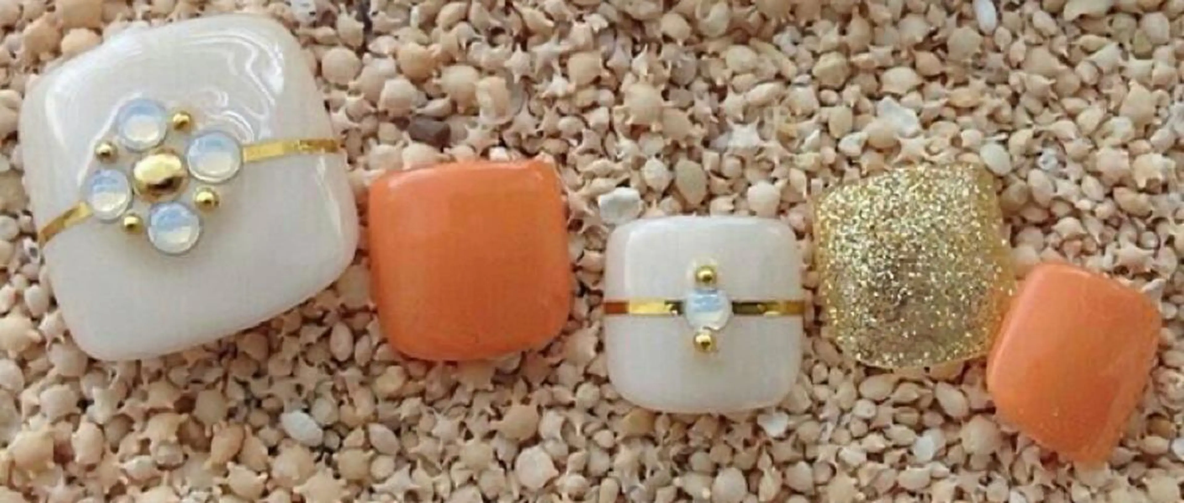 ネイル Honey スカルプ専門店のネイルデザイン