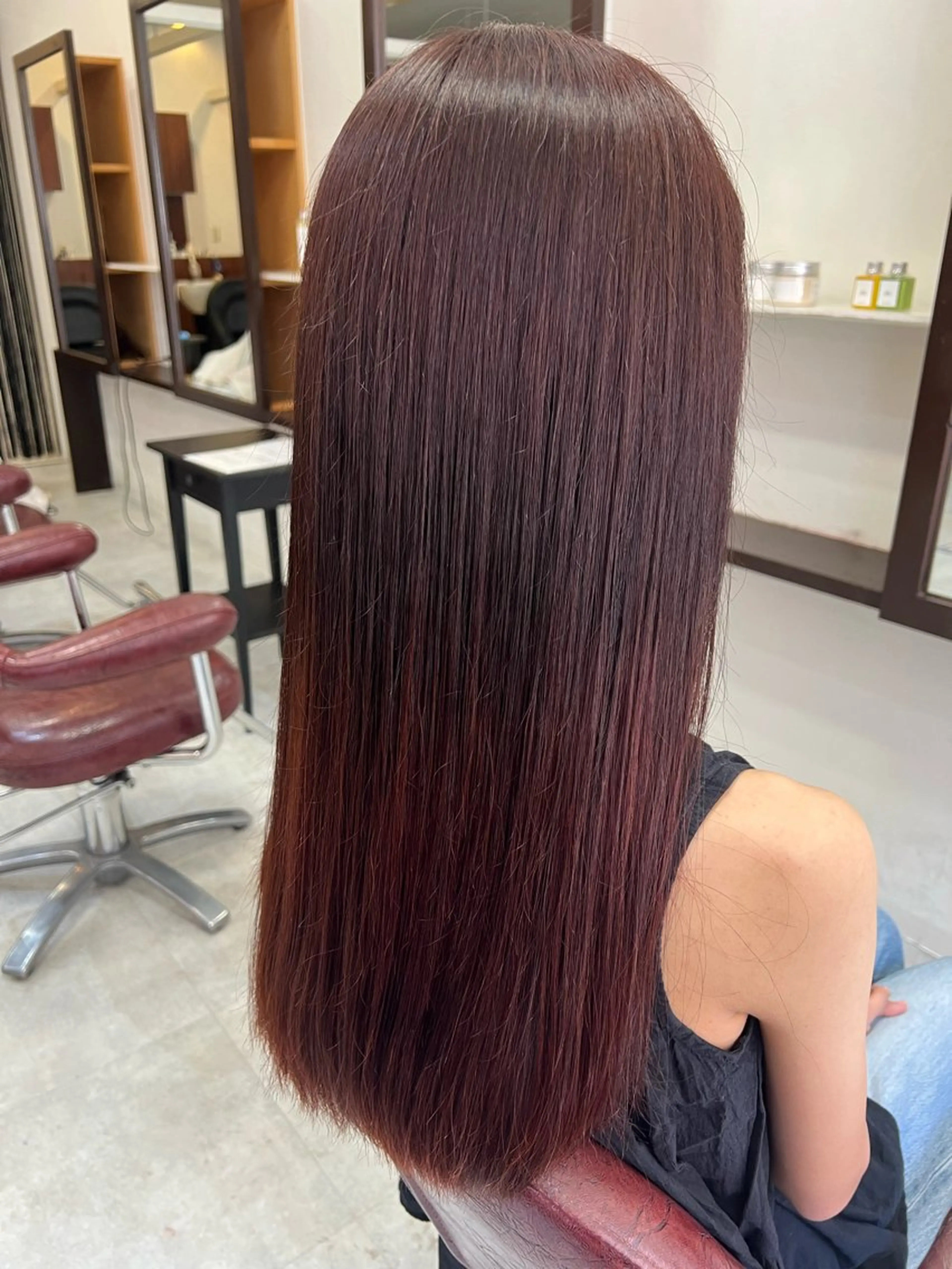 ロング 吉岡 なみのヘアスタイル