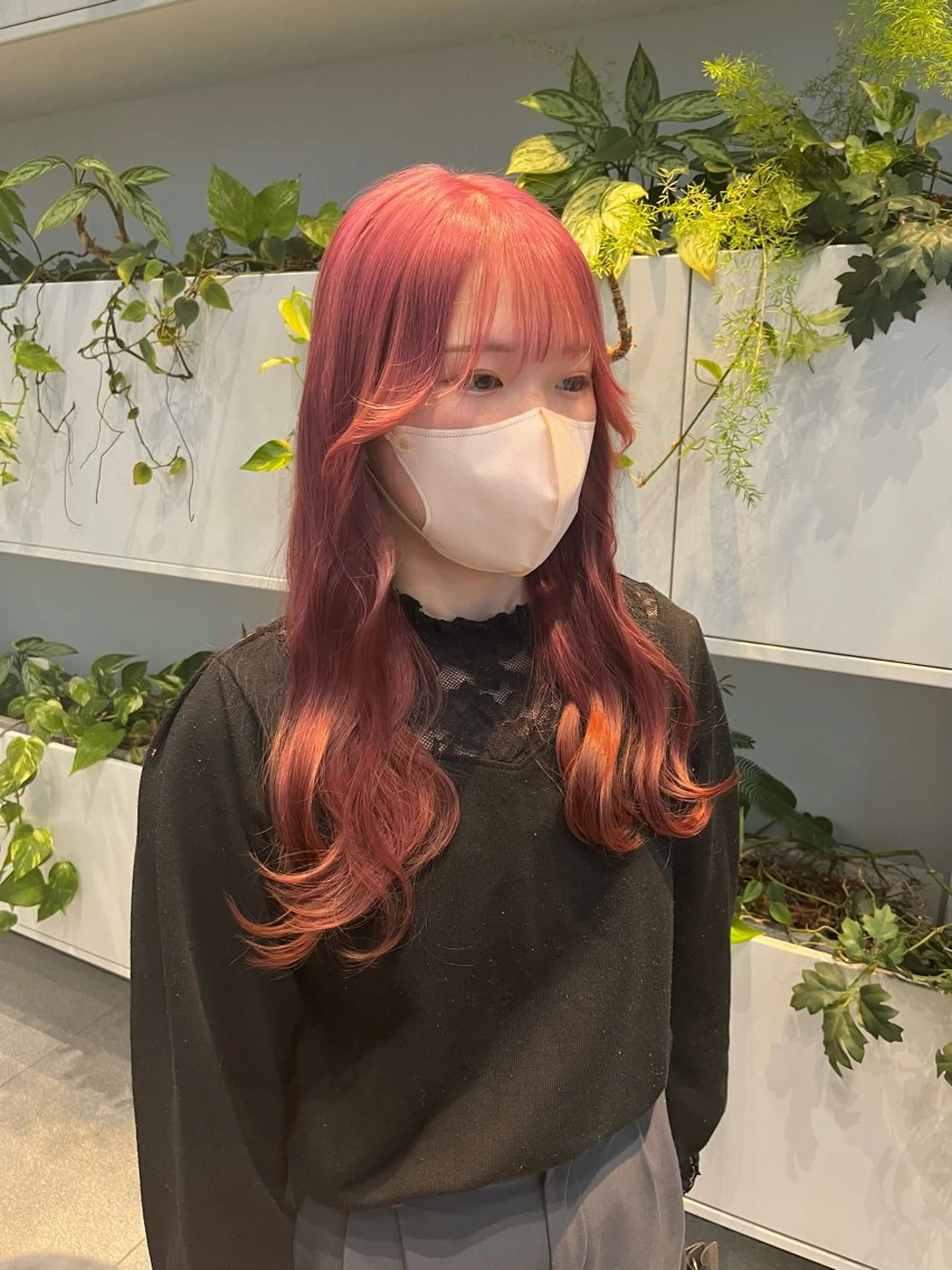 ロング カラー ハイトーンカラー ピンクカラー くさかみさき🌼暖色 /耳つぼ/オタク🌼のヘアスタイル