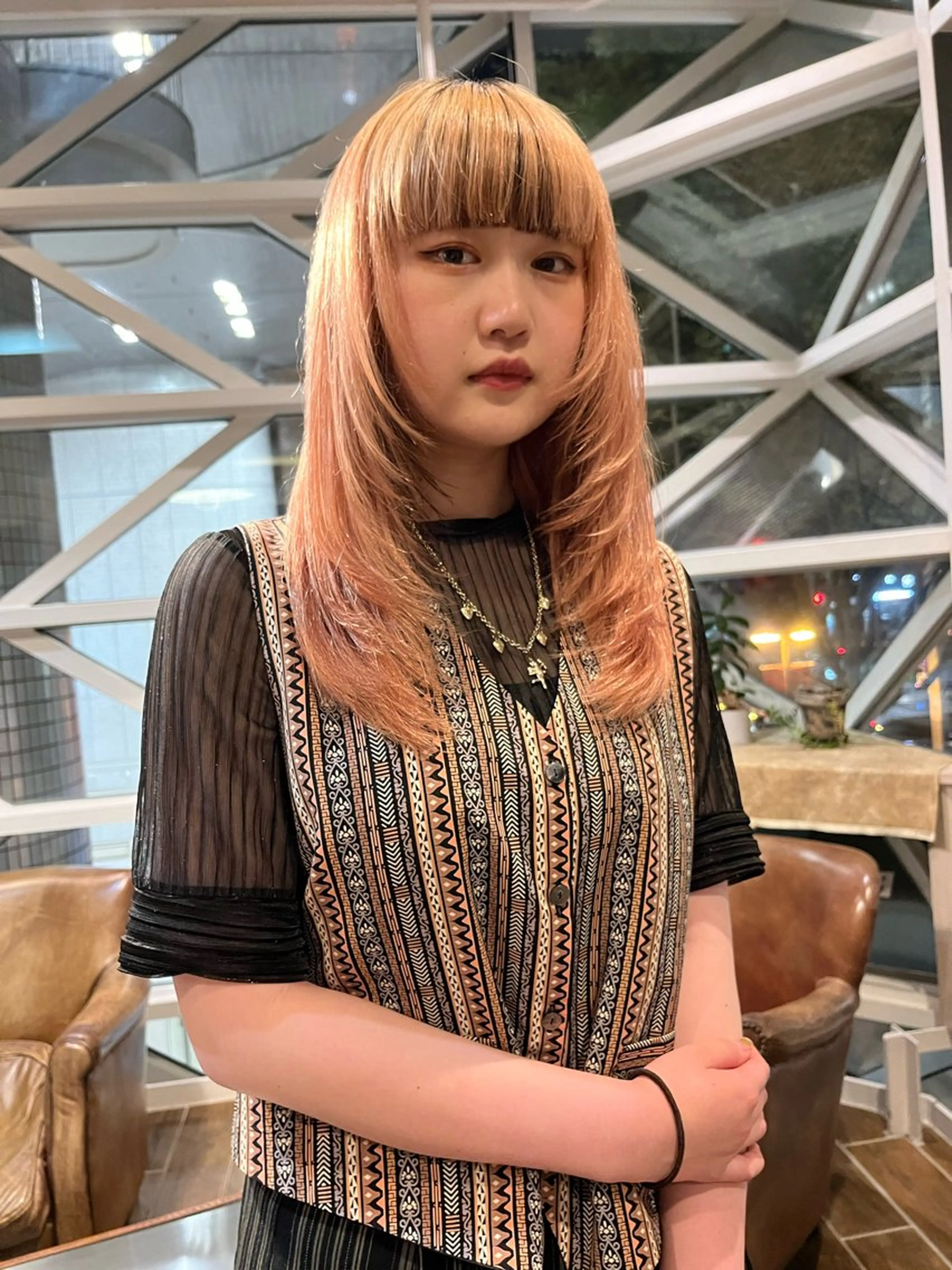 ロング レイヤーカット 酸性ストレート/ 暖色カラー/ココネのヘアスタイル