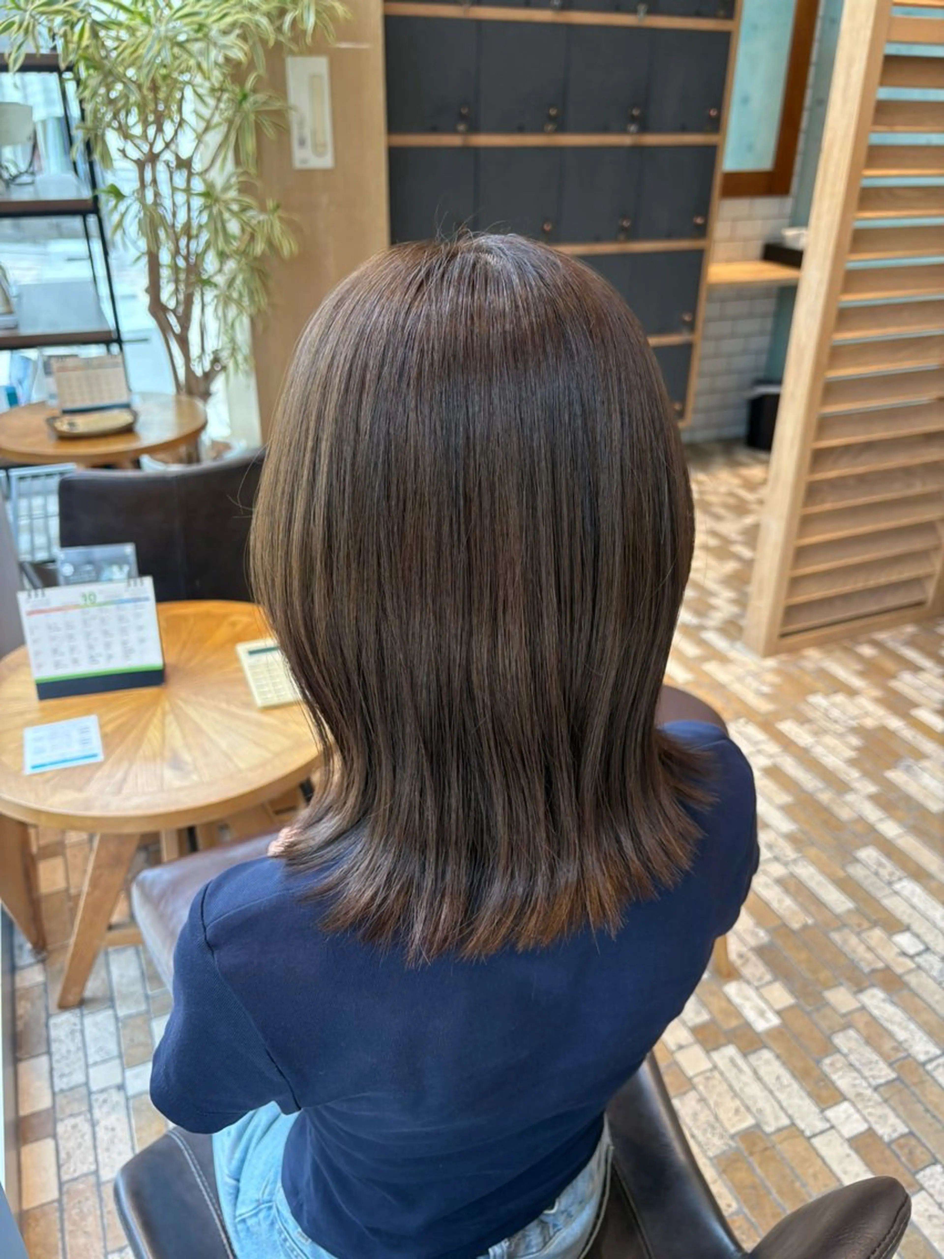 ミディアム Lolonois 森ノ宮/RINのヘアスタイル