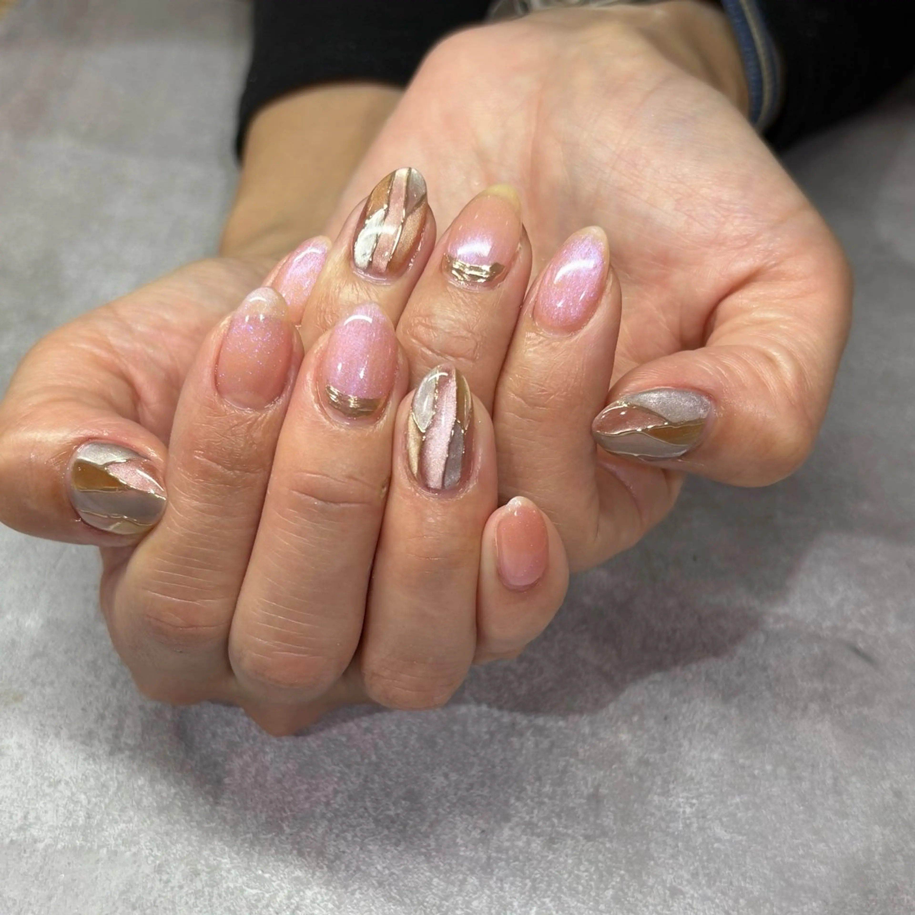 ネイル アンリッシュ新宿店 kousakaのネイルデザイン