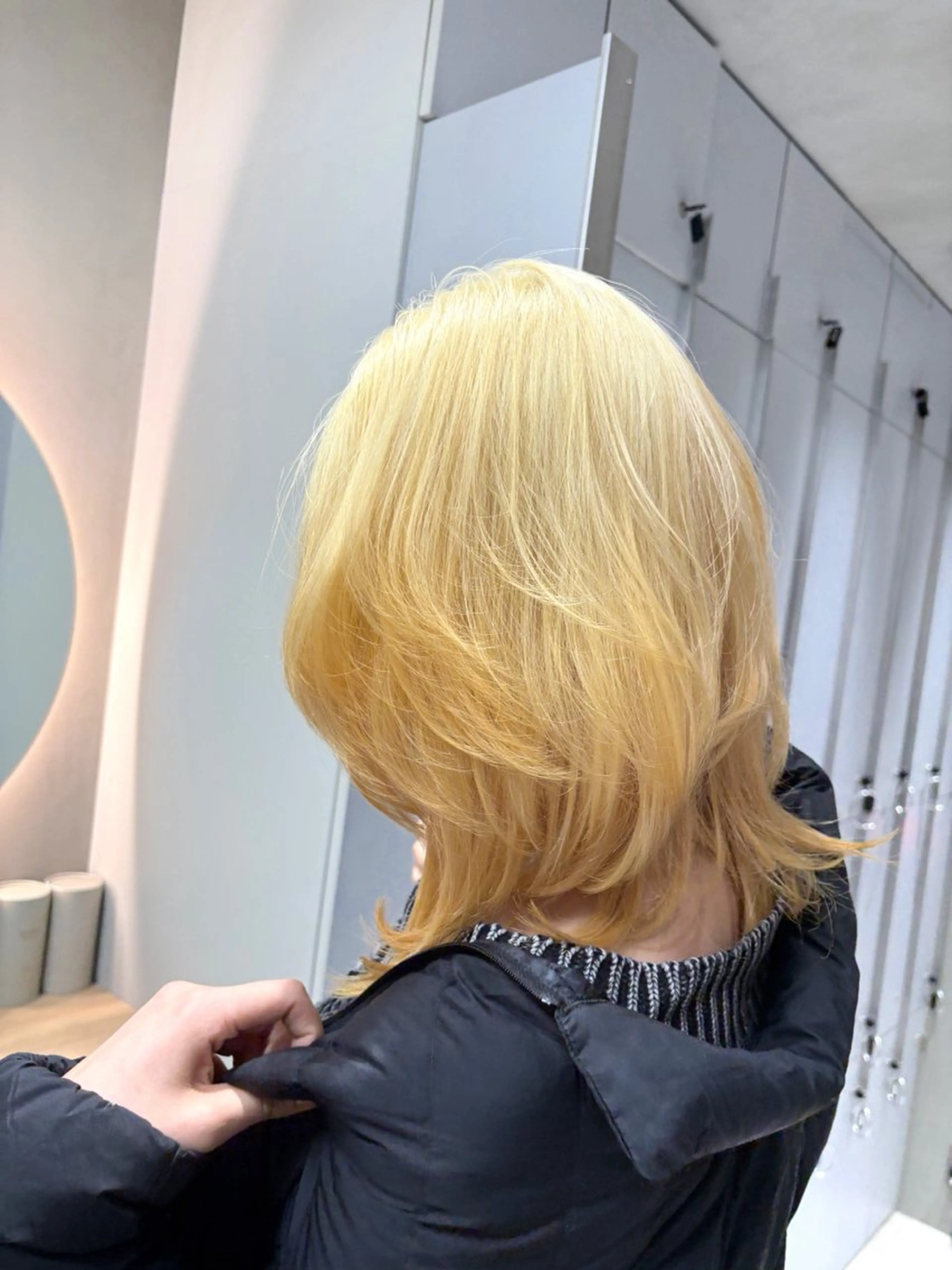 💛抜きっぱなしブロンドカラー💛ブリーチ+オンカラーの写真