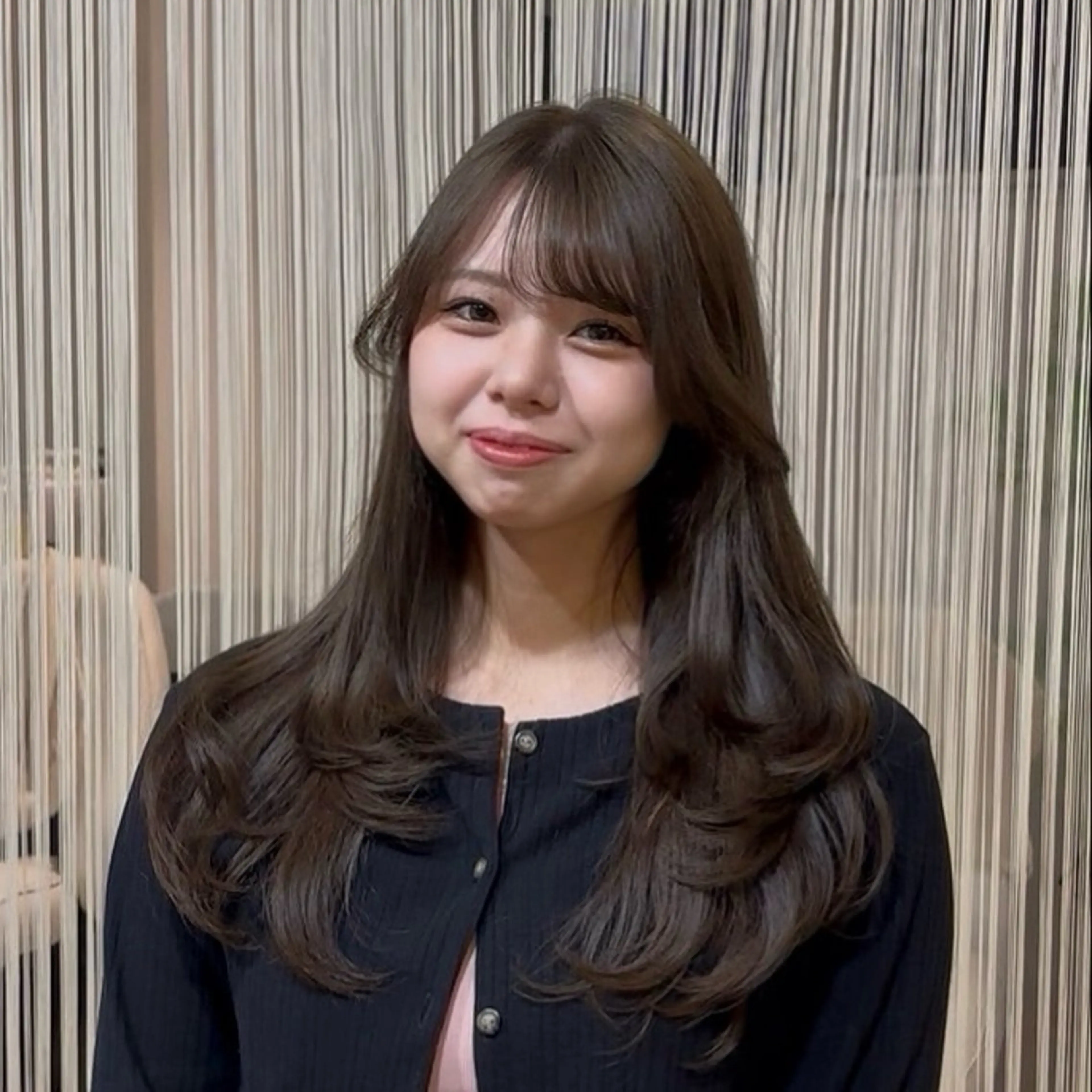 ロング カラー アッシュ アッシュグレー アッシュグレージュ グレージュ レイヤーカット カット ヘアカラー トリートメント RINNO🌷艶髪/ 艶カラー/縮毛矯正のヘアスタイル