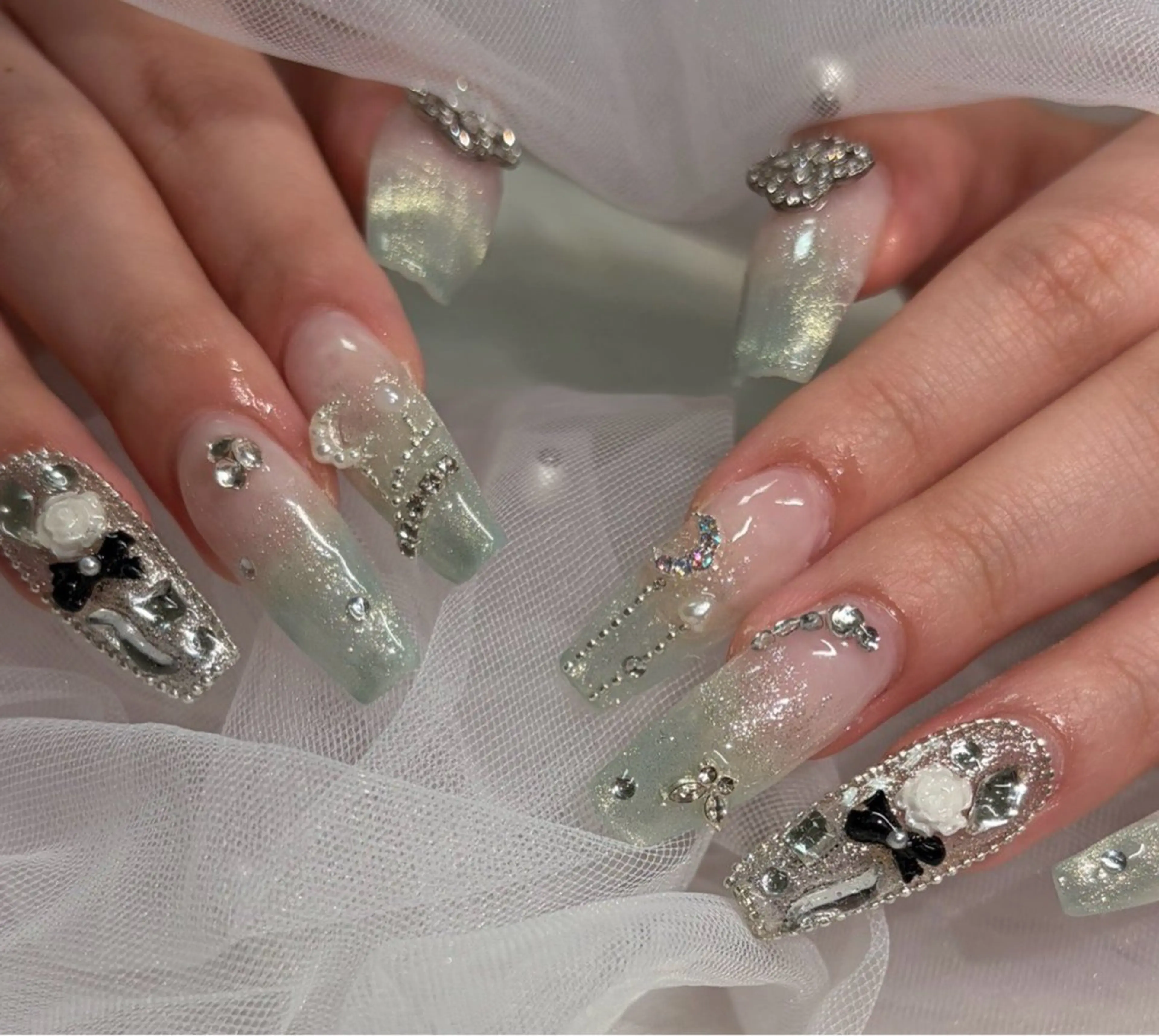ネイル マグネットネイル ハンドネイル Lottynail 🫧Yuunaのネイルデザイン