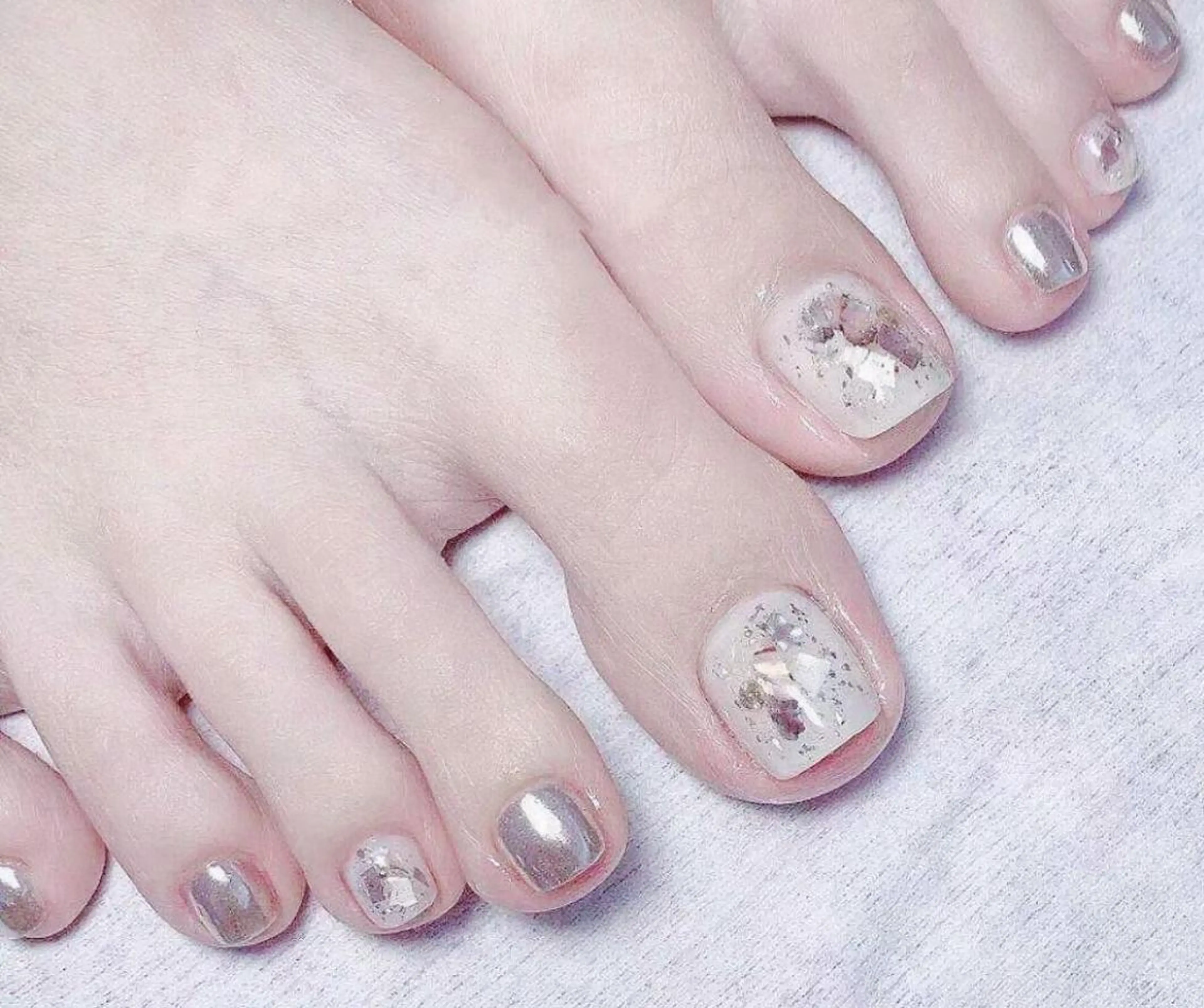 ネイル MoonNail ユリ🌸のネイルデザイン